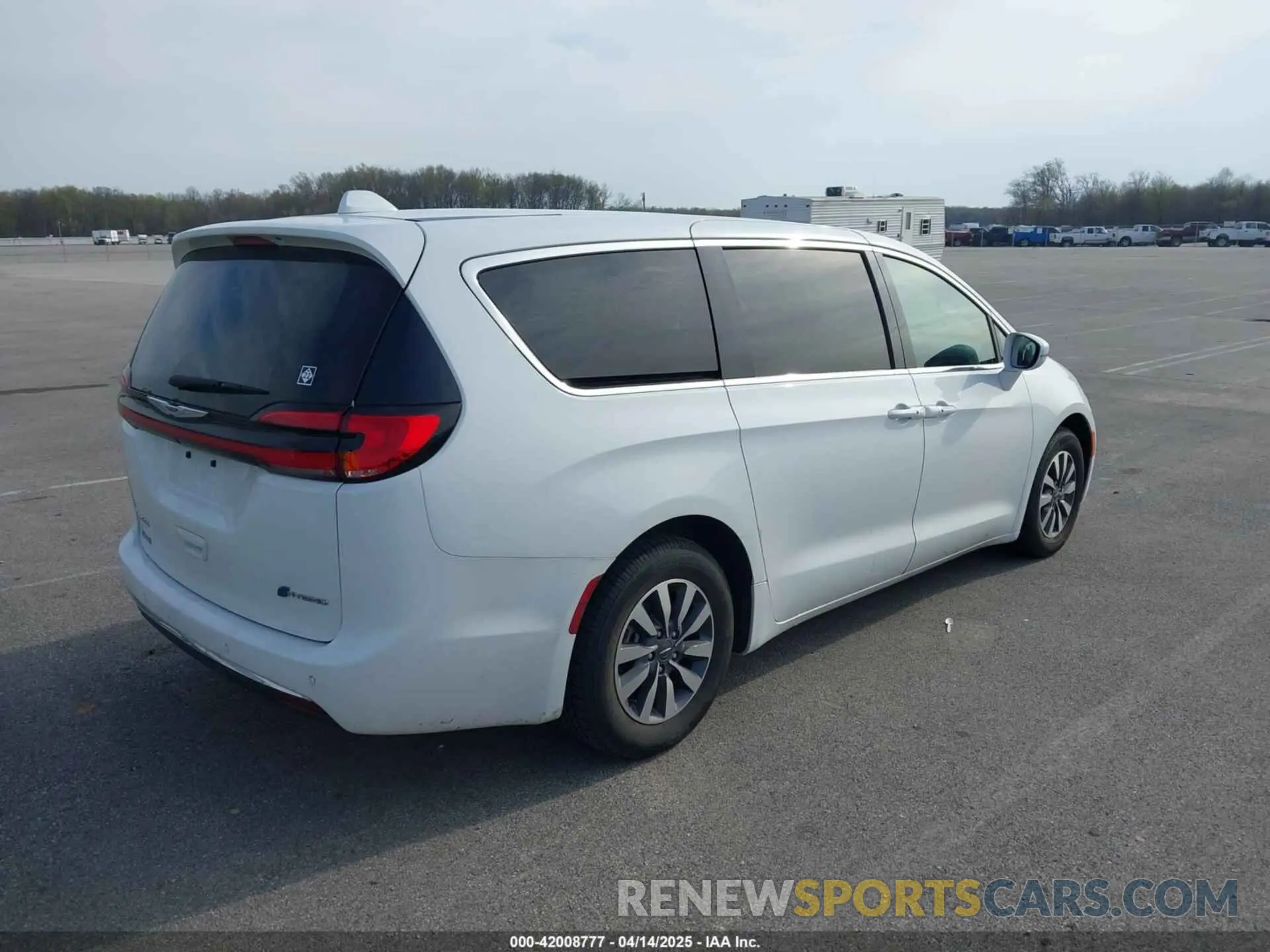 4 fotografías del automóvil dañado 2C4RC1L71NR173861 CHRYSLER PACIFICA HYBRID 2022