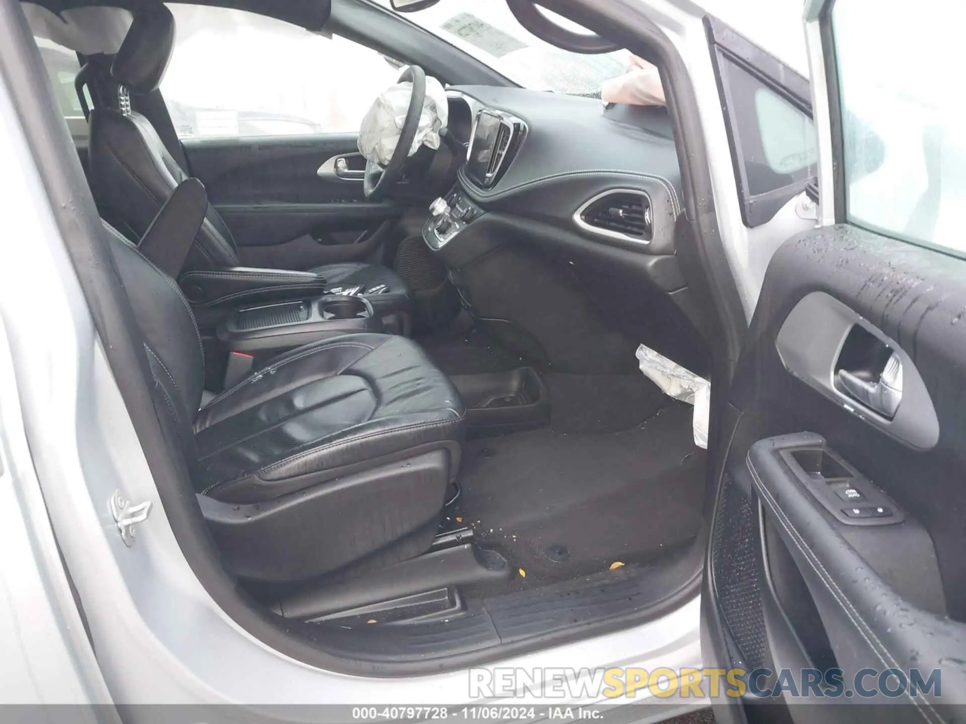5 fotografías del automóvil dañado 2C4RC1L71NR209452 CHRYSLER PACIFICA HYBRID 2022