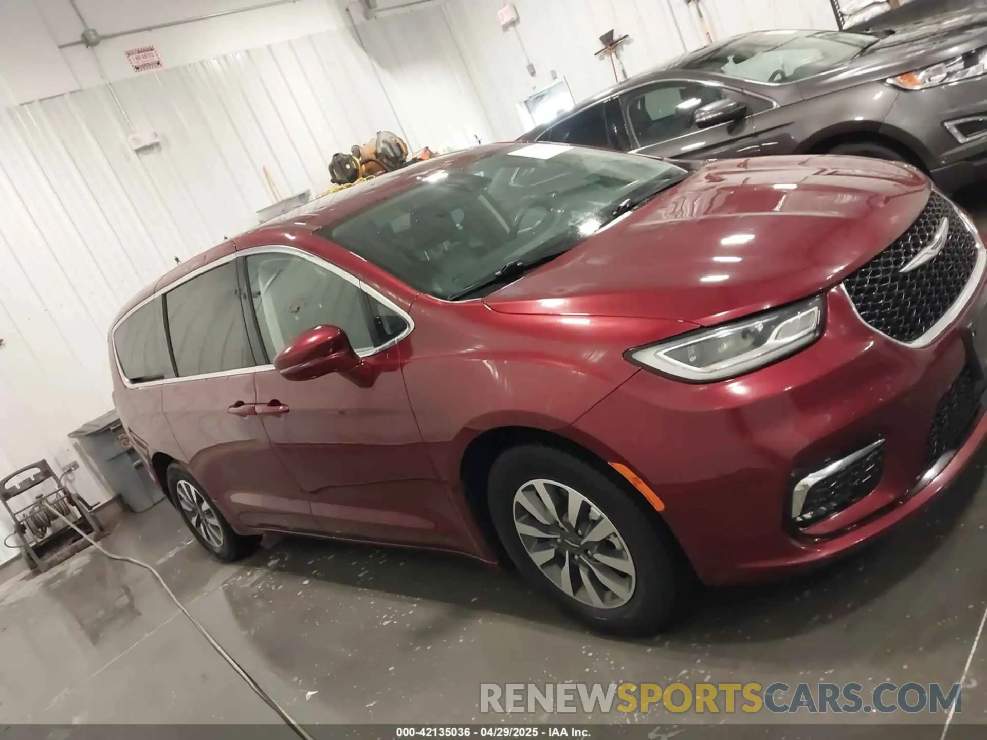 14 fotografías del automóvil dañado 2C4RC1L75NR161003 CHRYSLER PACIFICA HYBRID 2022