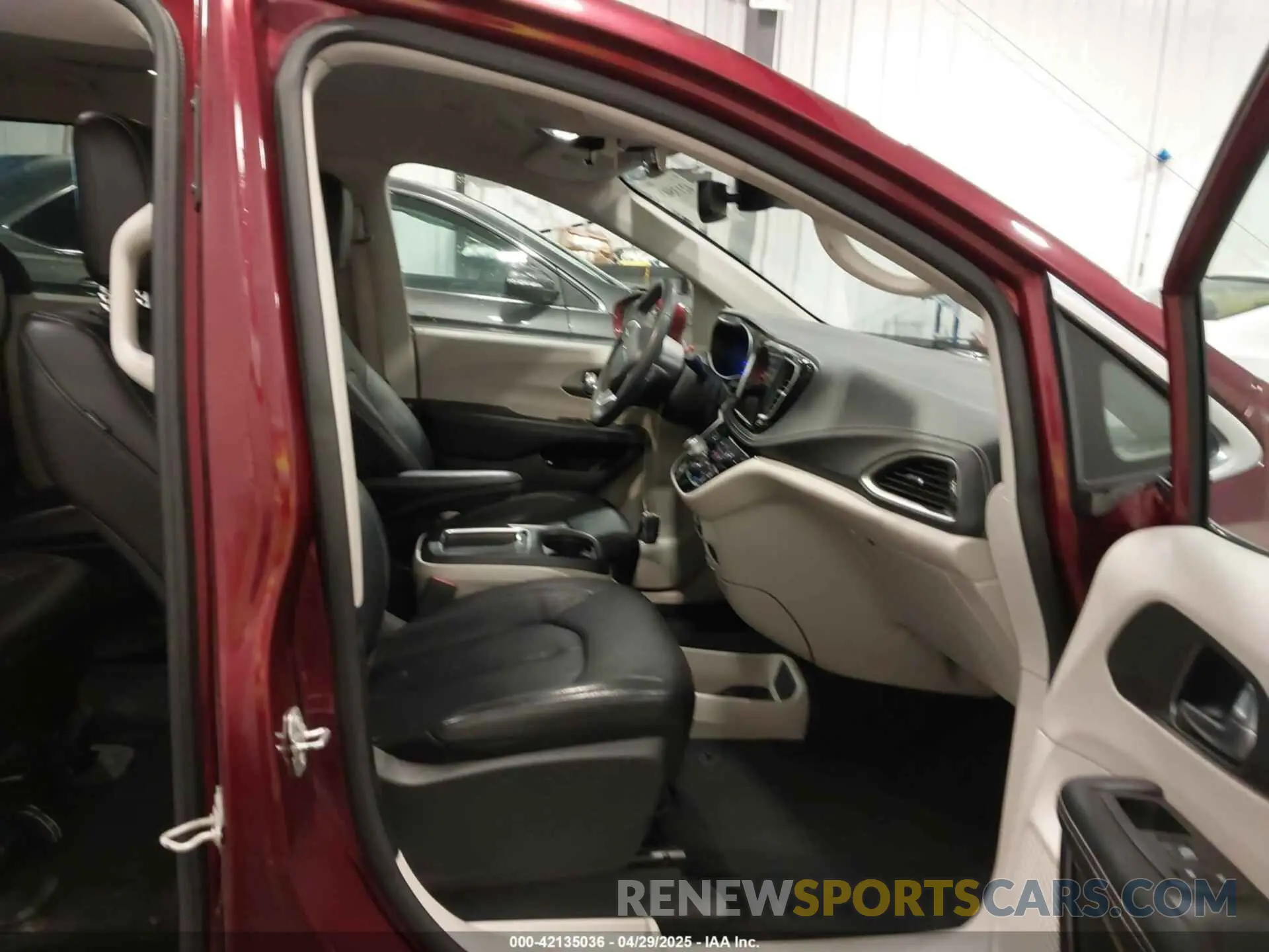 5 fotografías del automóvil dañado 2C4RC1L75NR161003 CHRYSLER PACIFICA HYBRID 2022