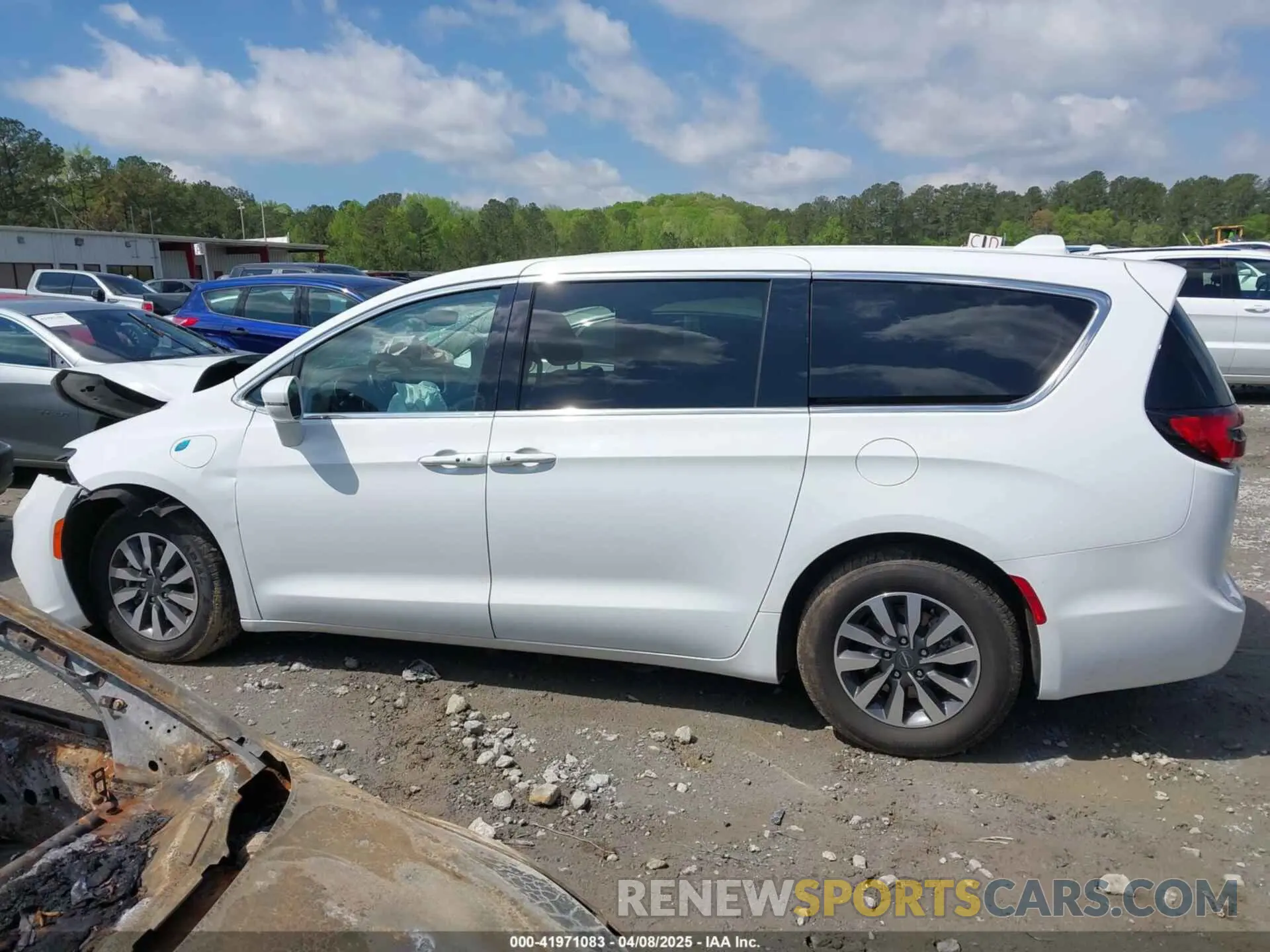 14 fotografías del automóvil dañado 2C4RC1L78NR129890 CHRYSLER PACIFICA HYBRID 2022
