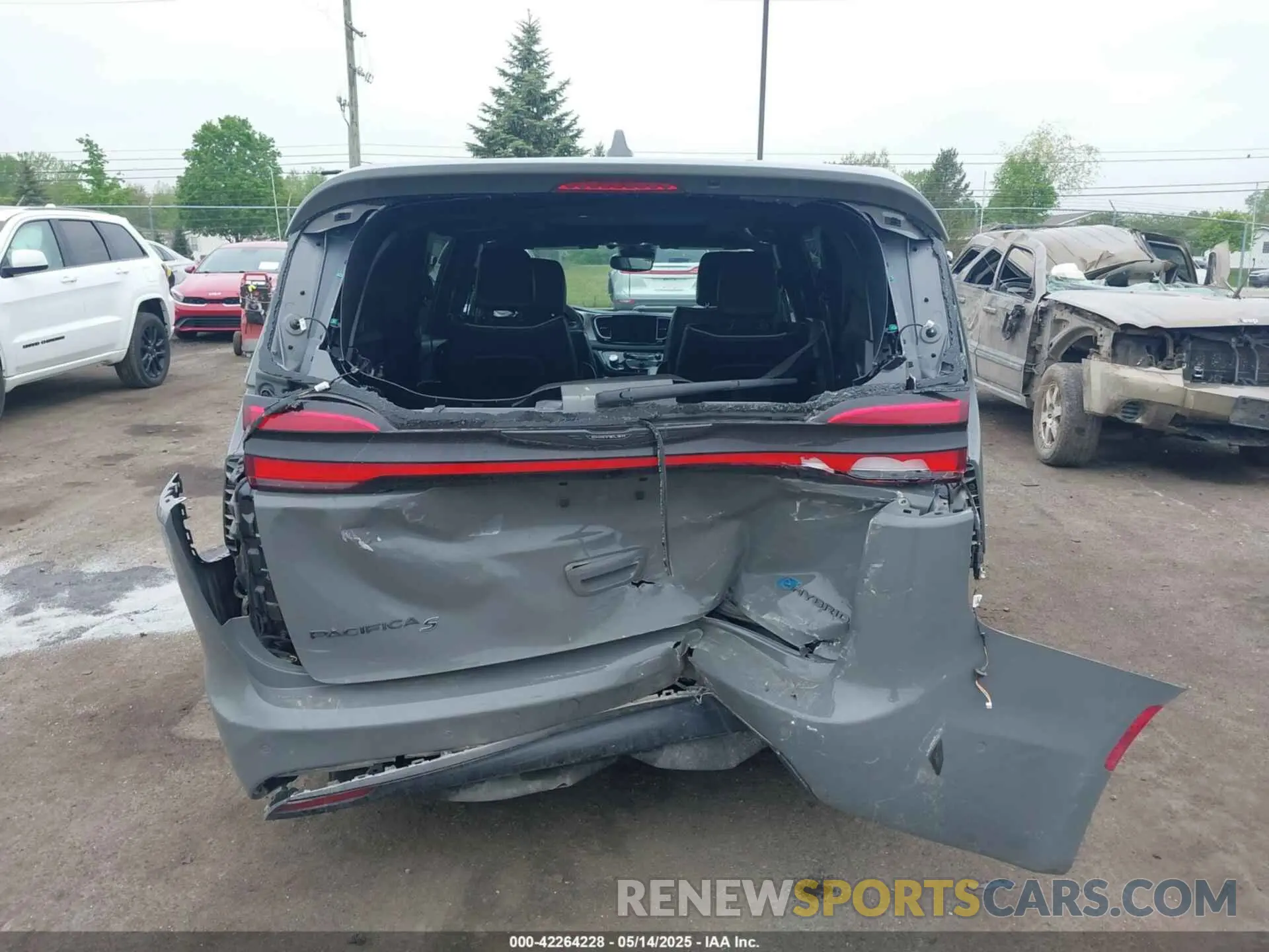 16 fotografías del automóvil dañado 2C4RC1S74NR212475 CHRYSLER PACIFICA HYBRID 2022