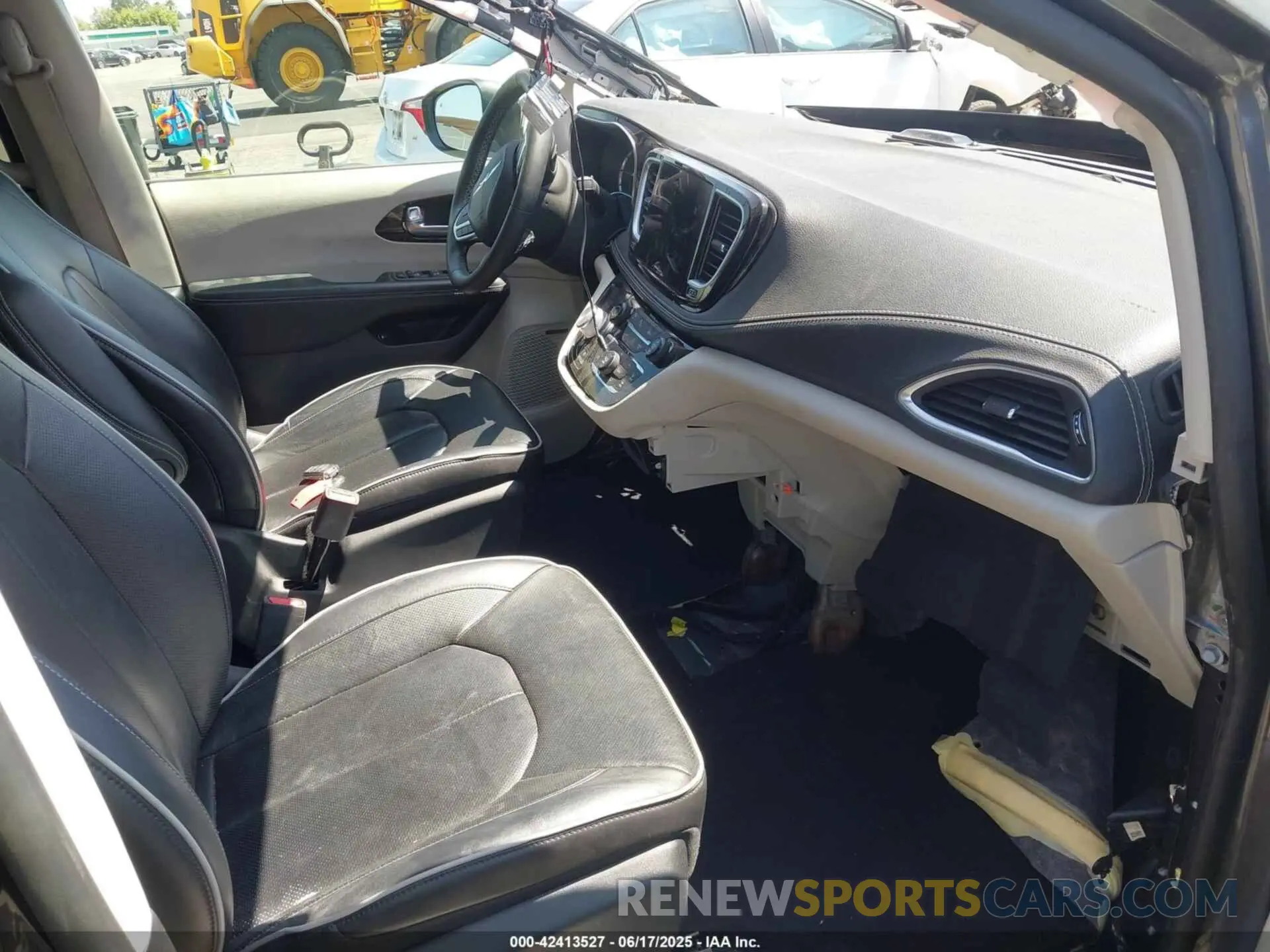 5 fotografías del automóvil dañado 2C4RC1S76NR135530 CHRYSLER PACIFICA HYBRID 2022