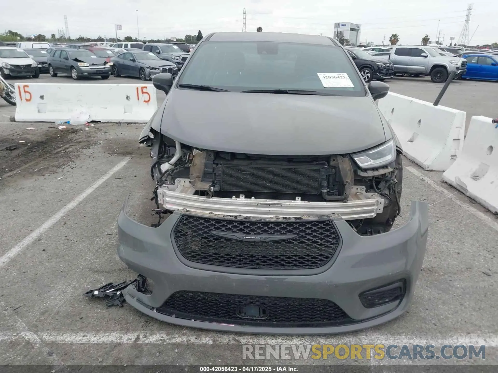 13 fotografías del automóvil dañado 2C4RC1L71PR584485 CHRYSLER PACIFICA HYBRID 2023