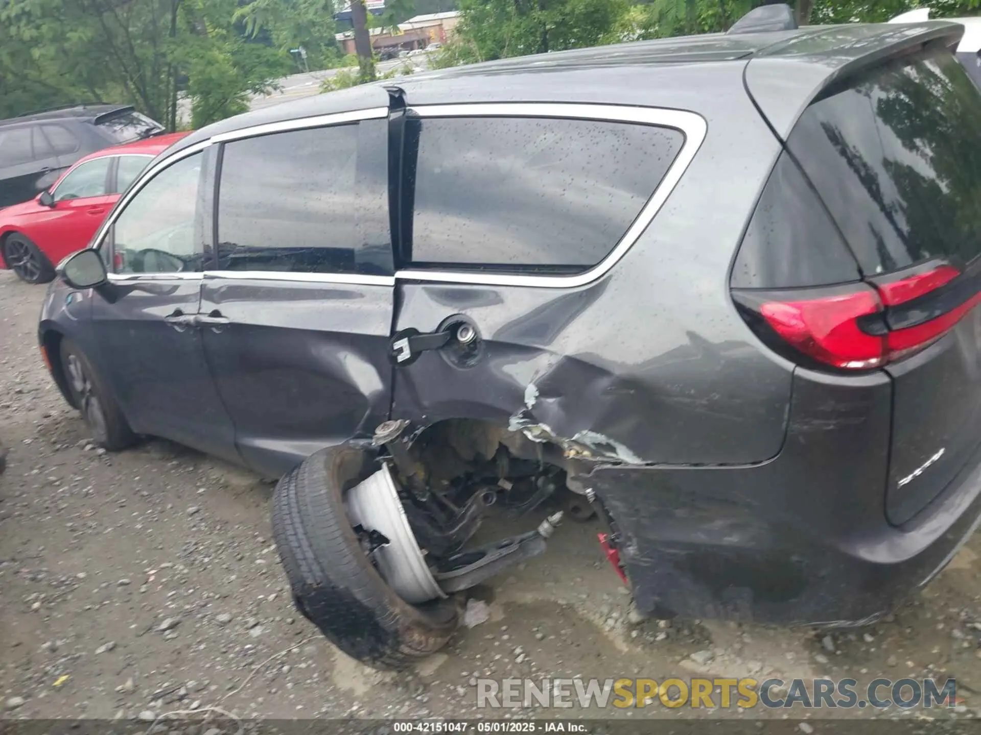 13 fotografías del automóvil dañado 2C4RC1L72PR540902 CHRYSLER PACIFICA HYBRID 2023