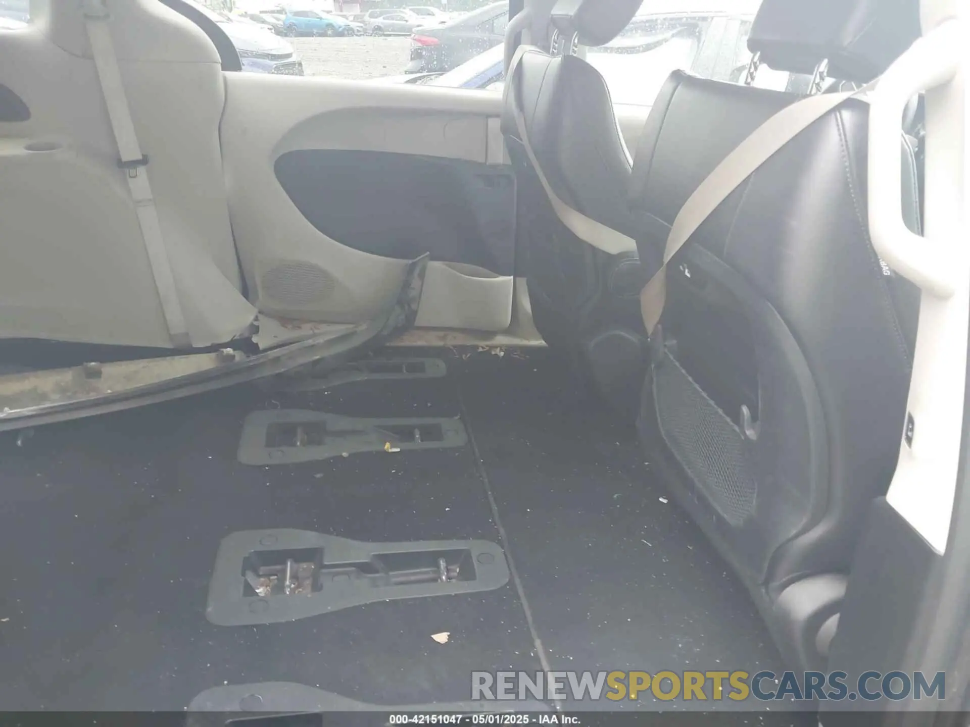 8 fotografías del automóvil dañado 2C4RC1L72PR540902 CHRYSLER PACIFICA HYBRID 2023