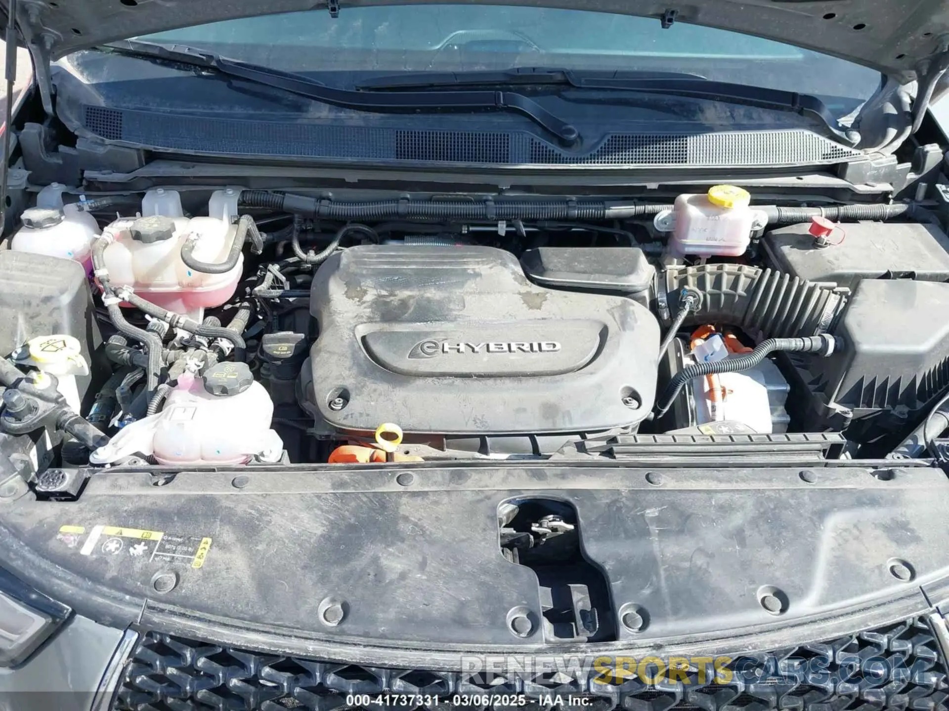 10 fotografías del automóvil dañado 2C4RC1L78PR554299 CHRYSLER PACIFICA HYBRID 2023