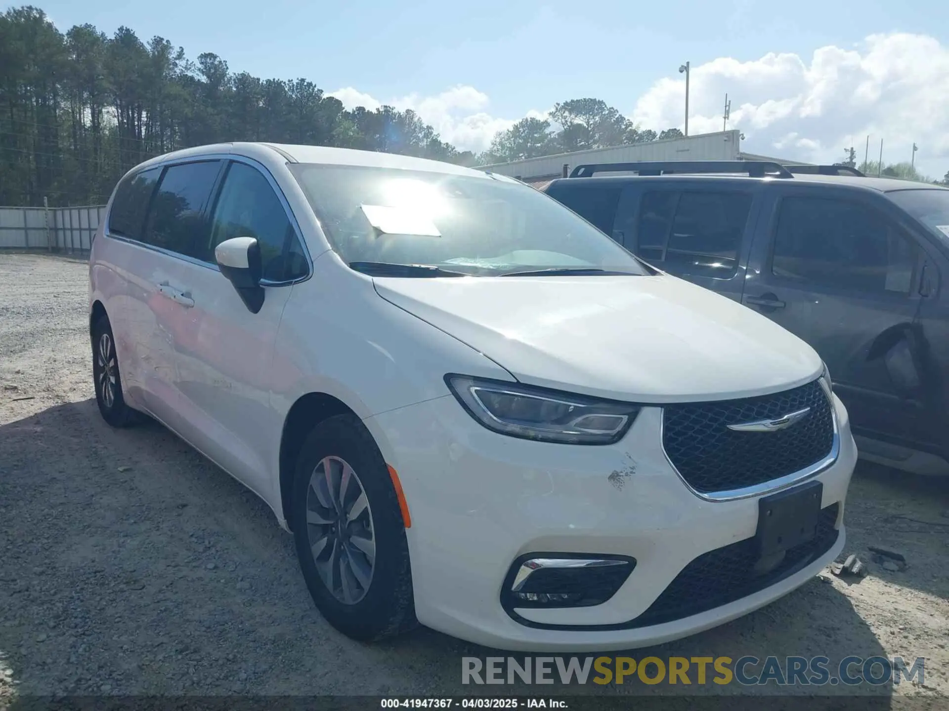 13 fotografías del automóvil dañado 2C4RC1L79PR595055 CHRYSLER PACIFICA HYBRID 2023