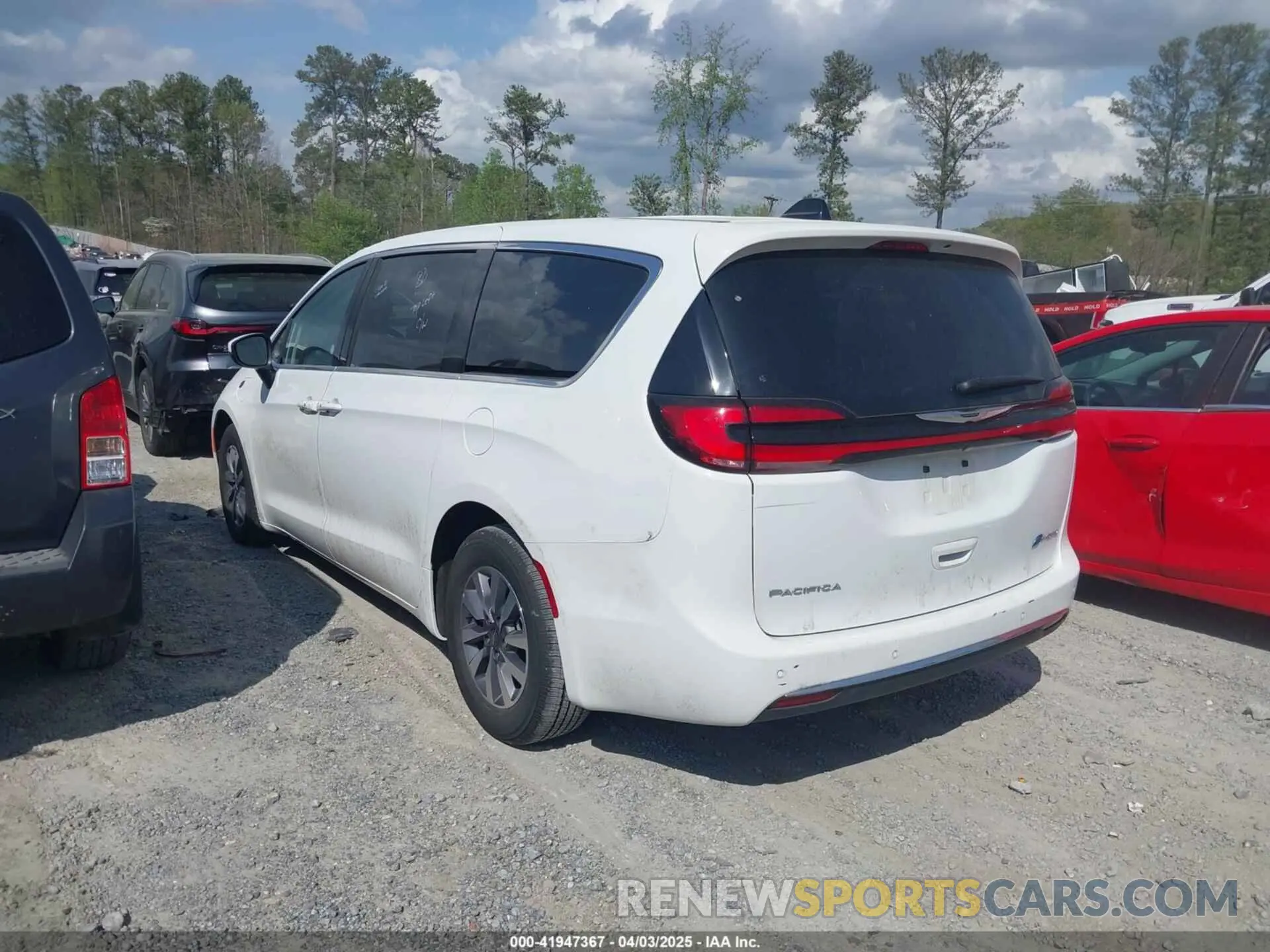 14 fotografías del automóvil dañado 2C4RC1L79PR595055 CHRYSLER PACIFICA HYBRID 2023