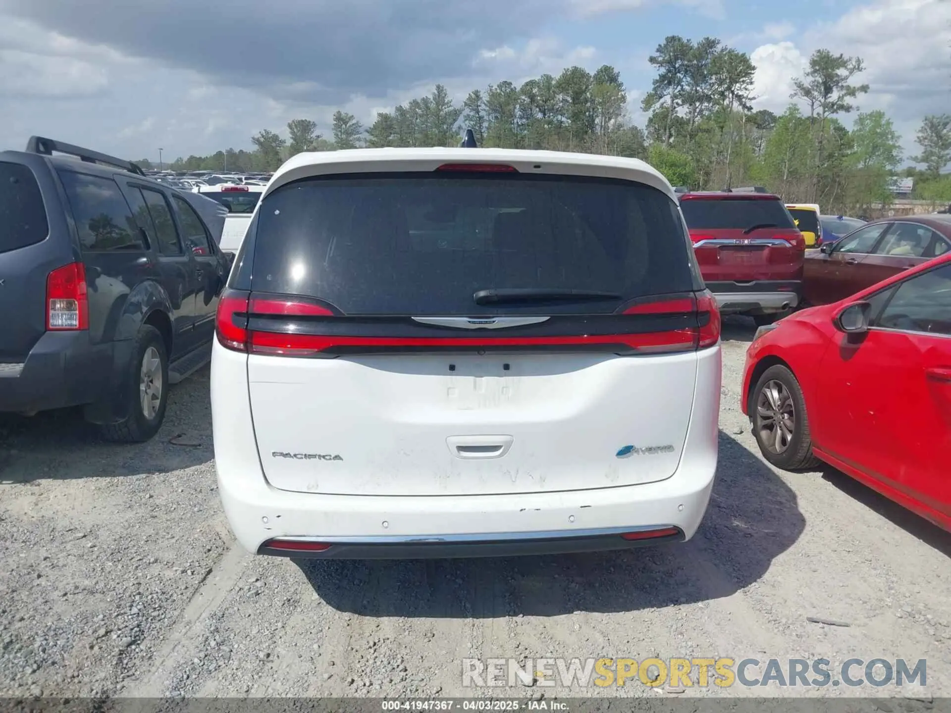 16 fotografías del automóvil dañado 2C4RC1L79PR595055 CHRYSLER PACIFICA HYBRID 2023