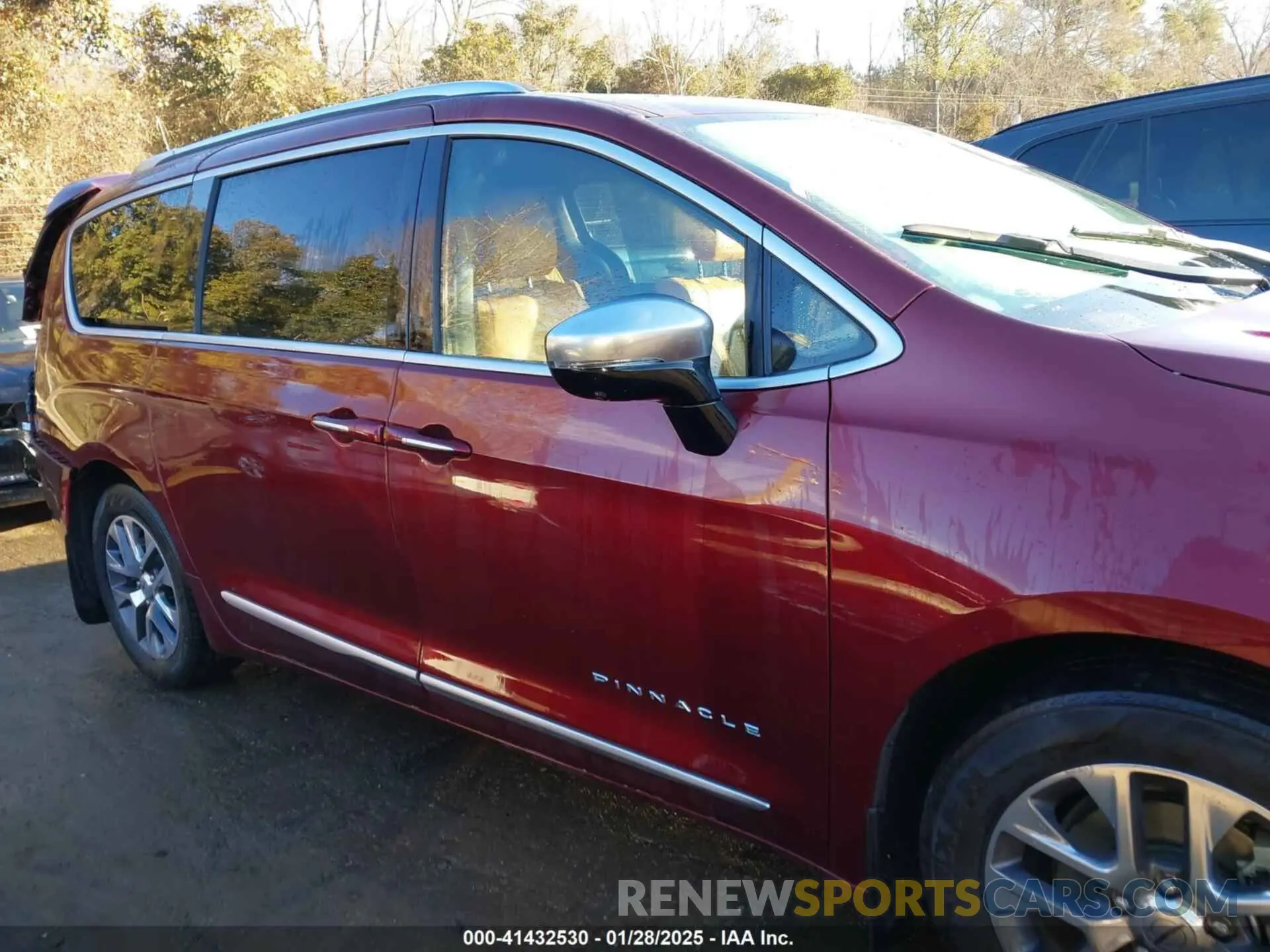 13 fotografías del automóvil dañado 2C4RC1N75PR500178 CHRYSLER PACIFICA HYBRID 2023