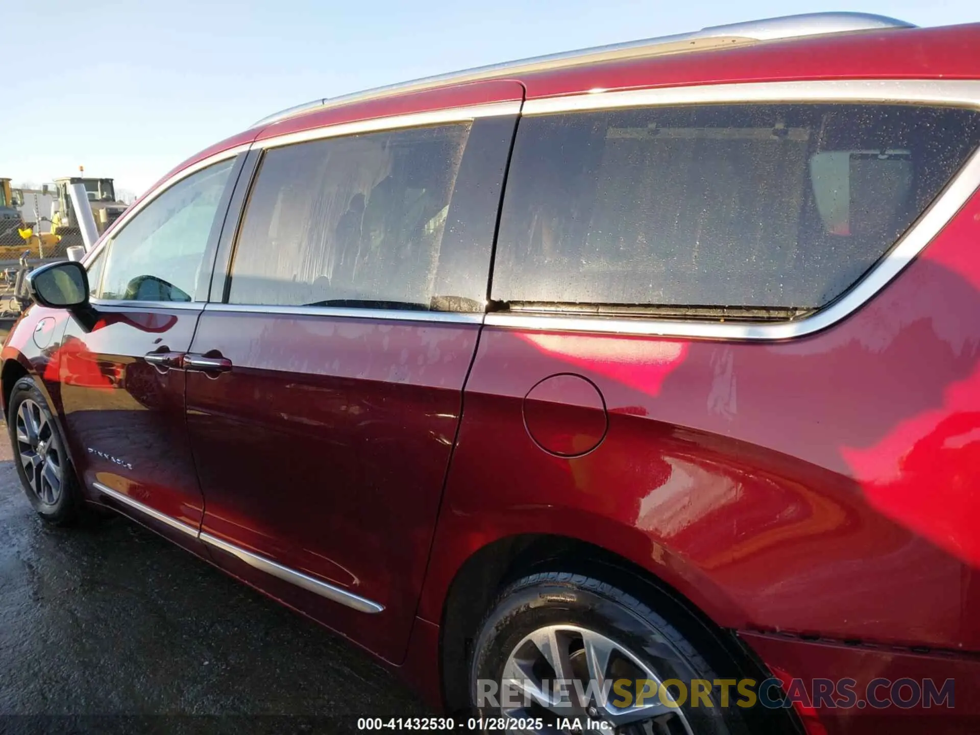 14 fotografías del automóvil dañado 2C4RC1N75PR500178 CHRYSLER PACIFICA HYBRID 2023