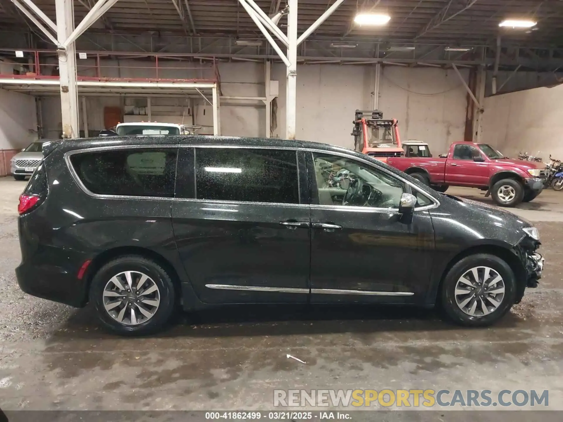 14 fotografías del automóvil dañado 2C4RC1S74PR632658 CHRYSLER PACIFICA HYBRID 2023