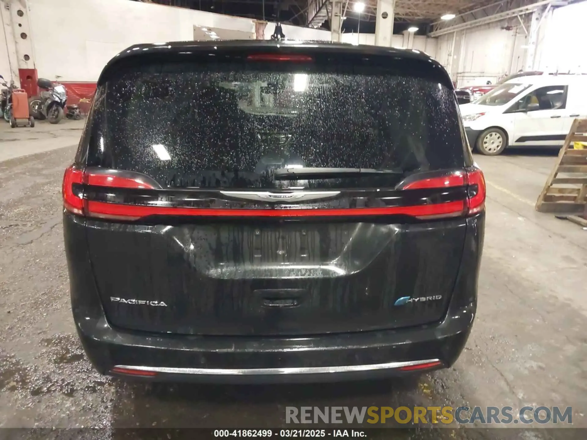 17 fotografías del automóvil dañado 2C4RC1S74PR632658 CHRYSLER PACIFICA HYBRID 2023