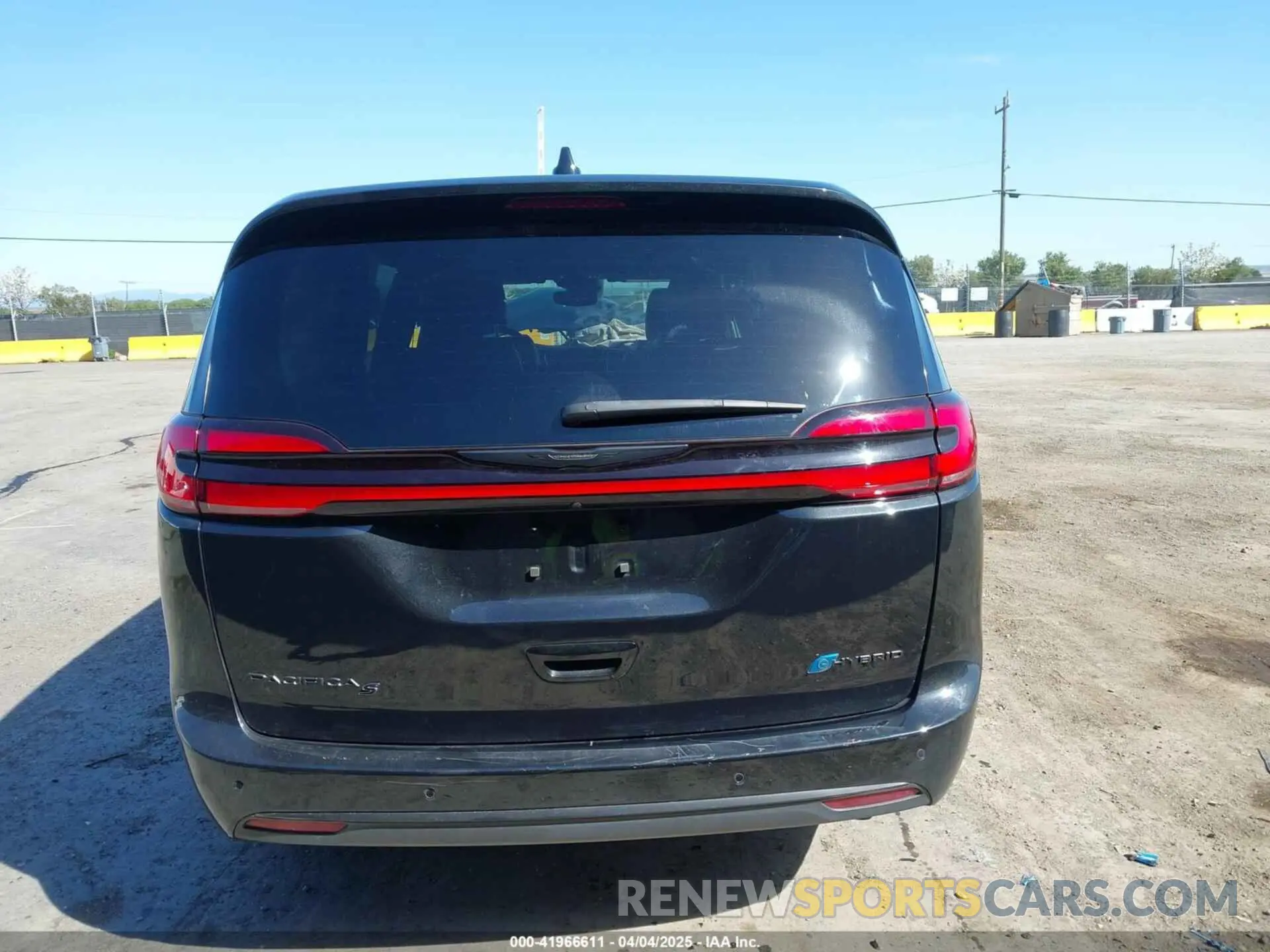 16 fotografías del automóvil dañado 2C4RC1S75PR562880 CHRYSLER PACIFICA HYBRID 2023