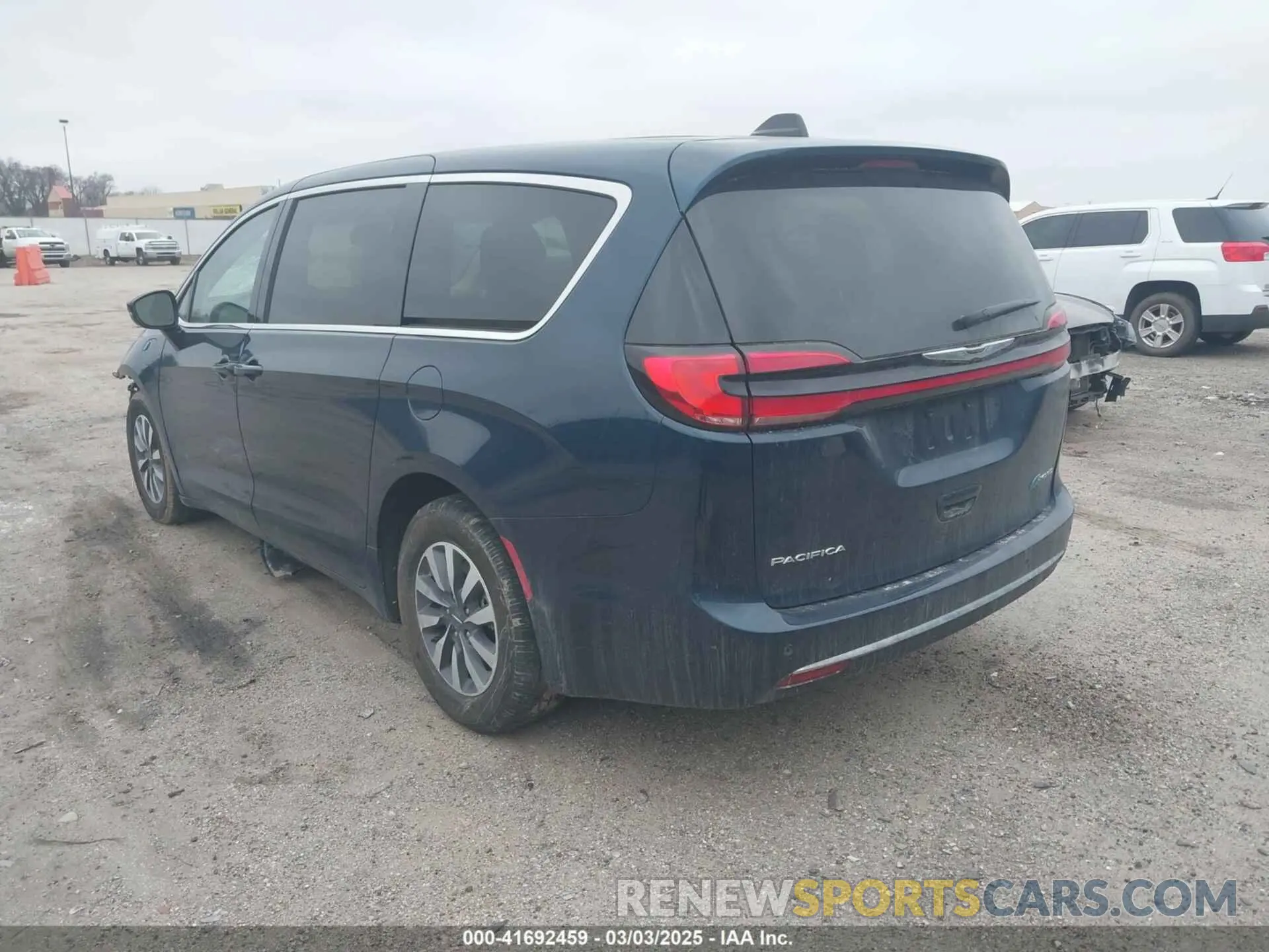 3 fotografías del automóvil dañado 2C4RC1S71RR102683 CHRYSLER PACIFICA HYBRID 2024