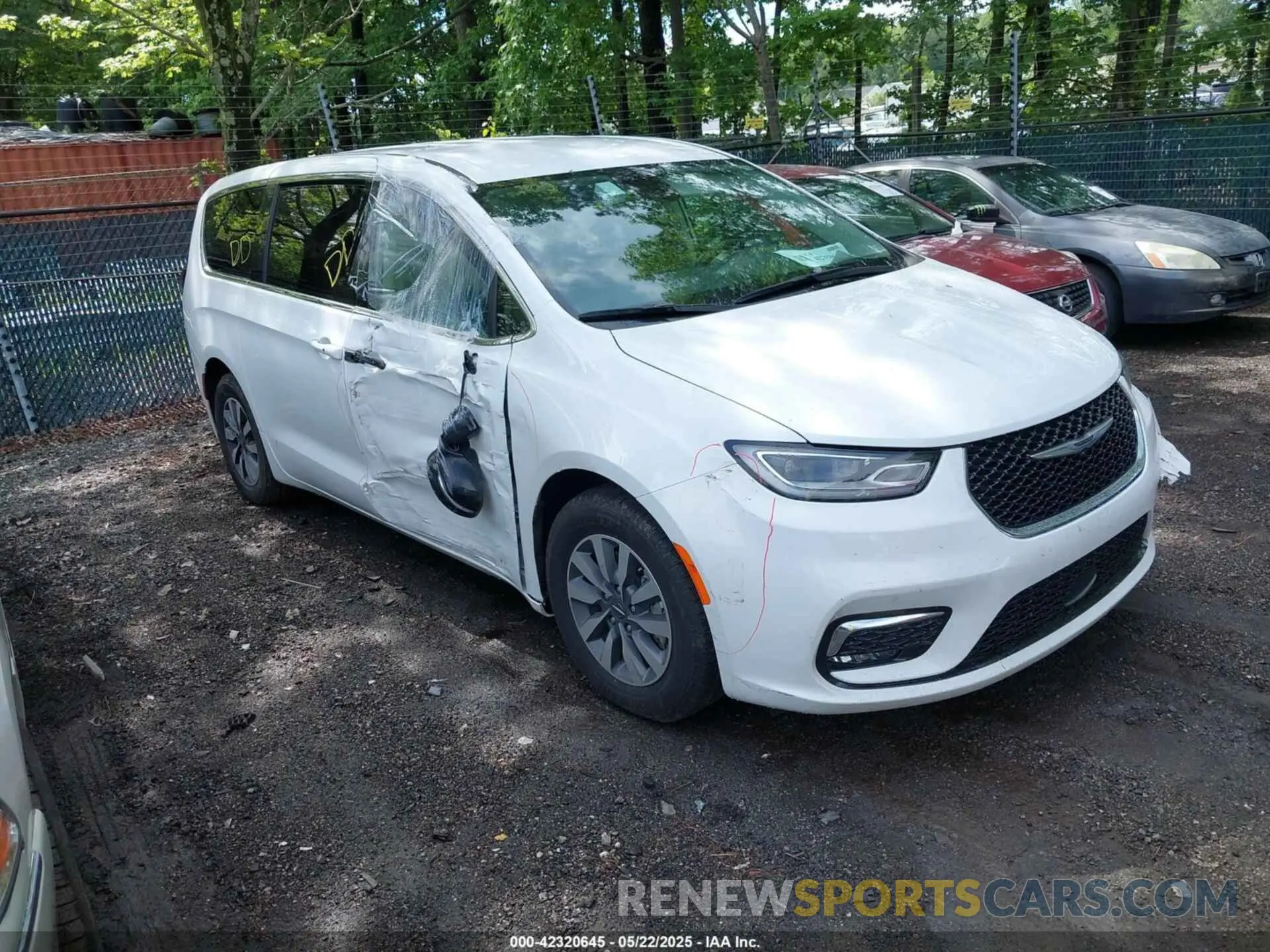 1 fotografías del automóvil dañado 2C4RC1S71RR118334 CHRYSLER PACIFICA HYBRID 2024