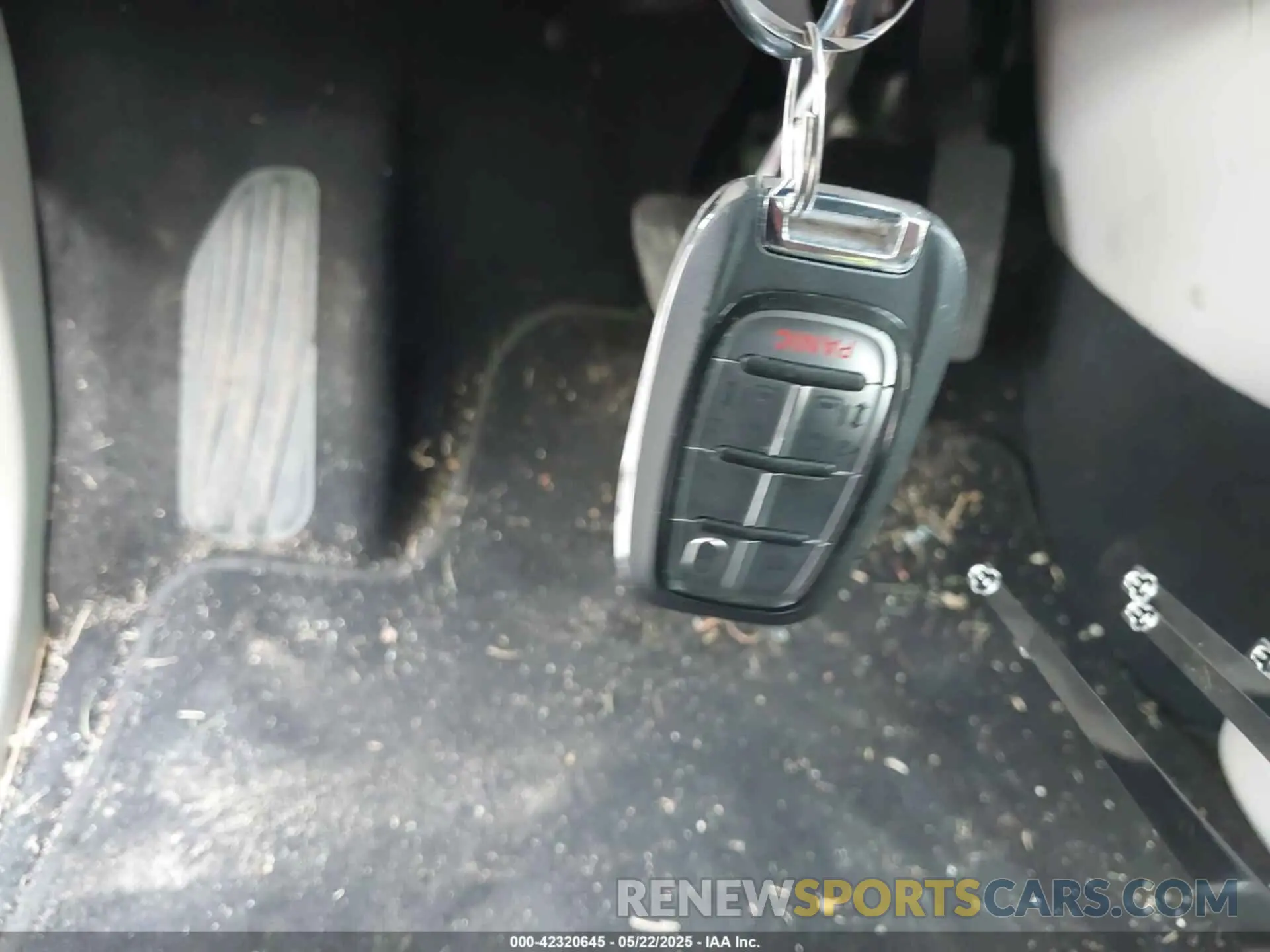 11 fotografías del automóvil dañado 2C4RC1S71RR118334 CHRYSLER PACIFICA HYBRID 2024