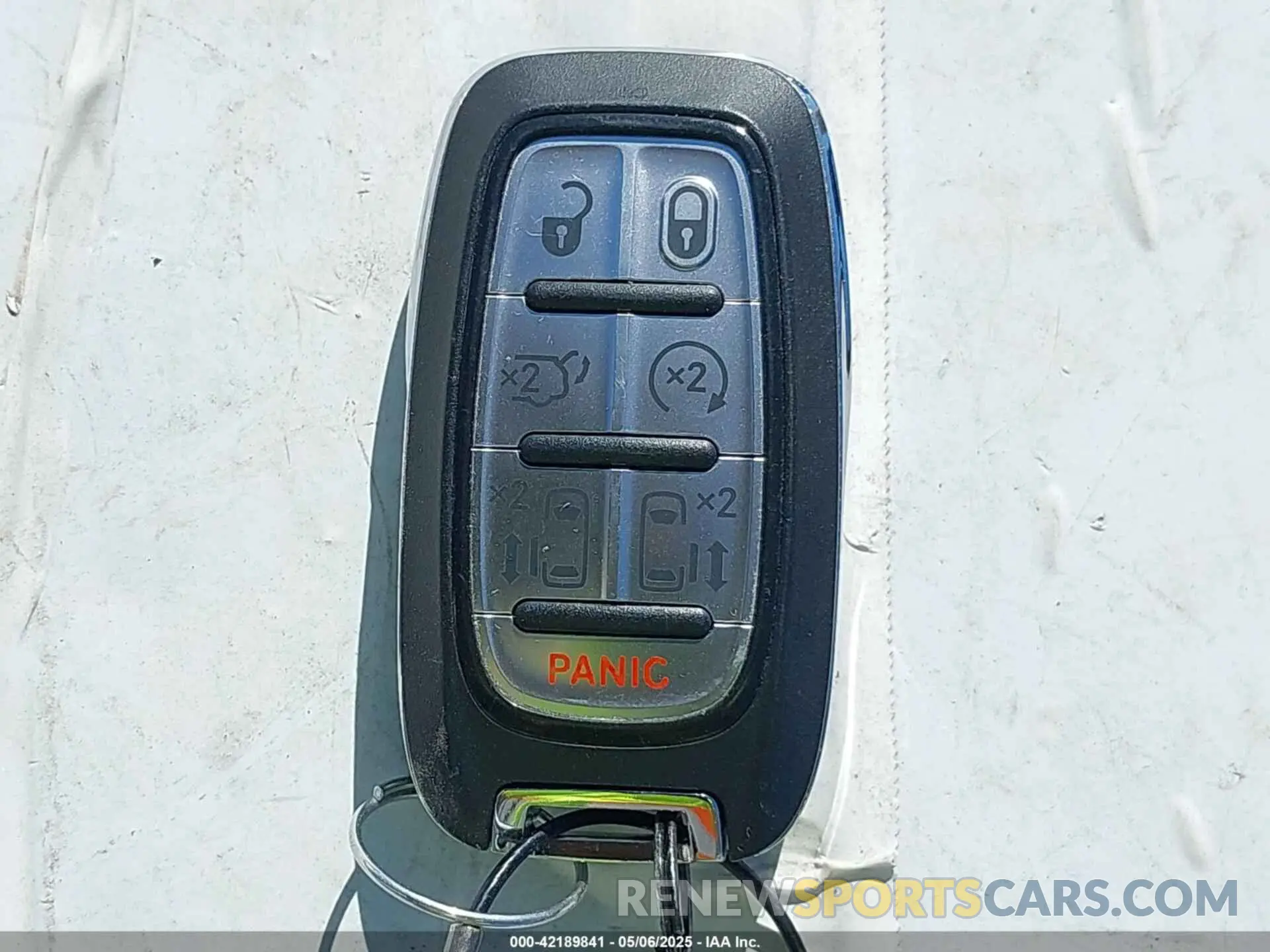 11 fotografías del automóvil dañado 2C4RC1S74RR166703 CHRYSLER PACIFICA HYBRID 2024