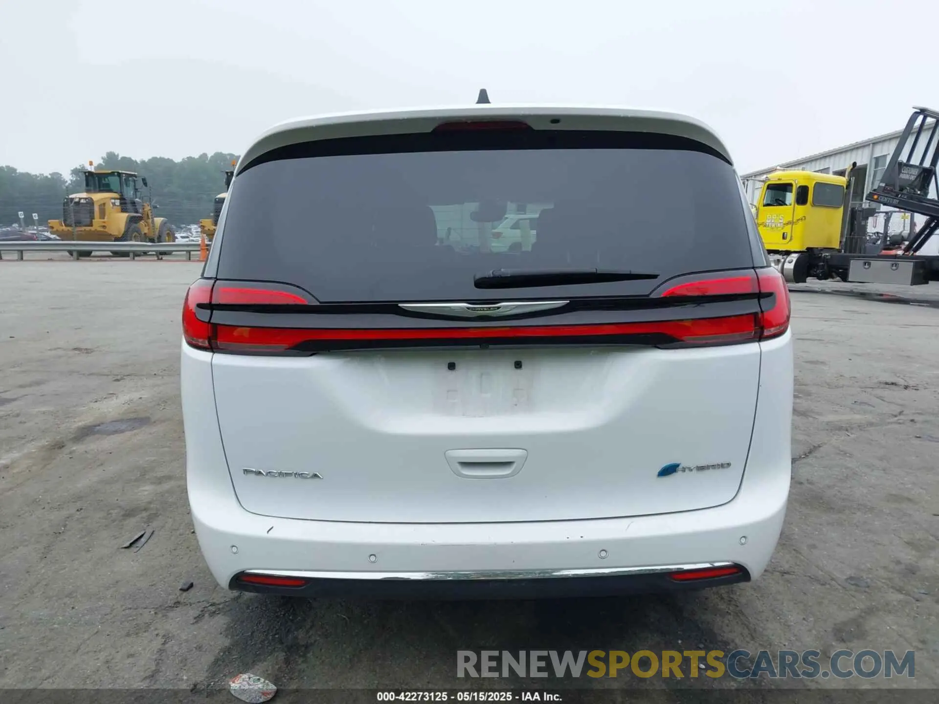 15 fotografías del automóvil dañado 2C4RC1S78RR150309 CHRYSLER PACIFICA HYBRID 2024