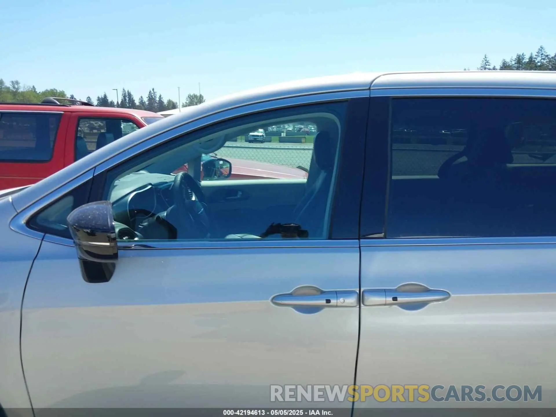 15 fotografías del automóvil dañado 2C4RC1S7XRR147332 CHRYSLER PACIFICA HYBRID 2024