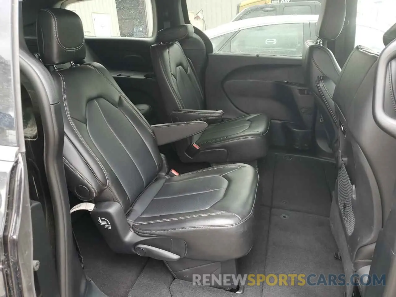 11 fotografías del automóvil dañado 2C4RC1BG0SR506421 CHRYSLER PACIFICA S 2025