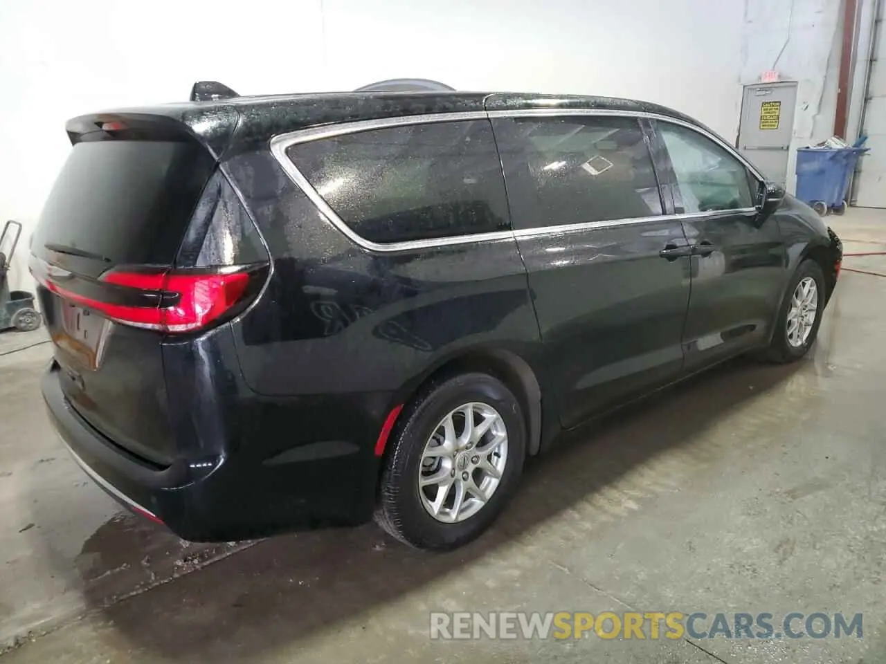 3 fotografías del automóvil dañado 2C4RC1BG0SR506421 CHRYSLER PACIFICA S 2025