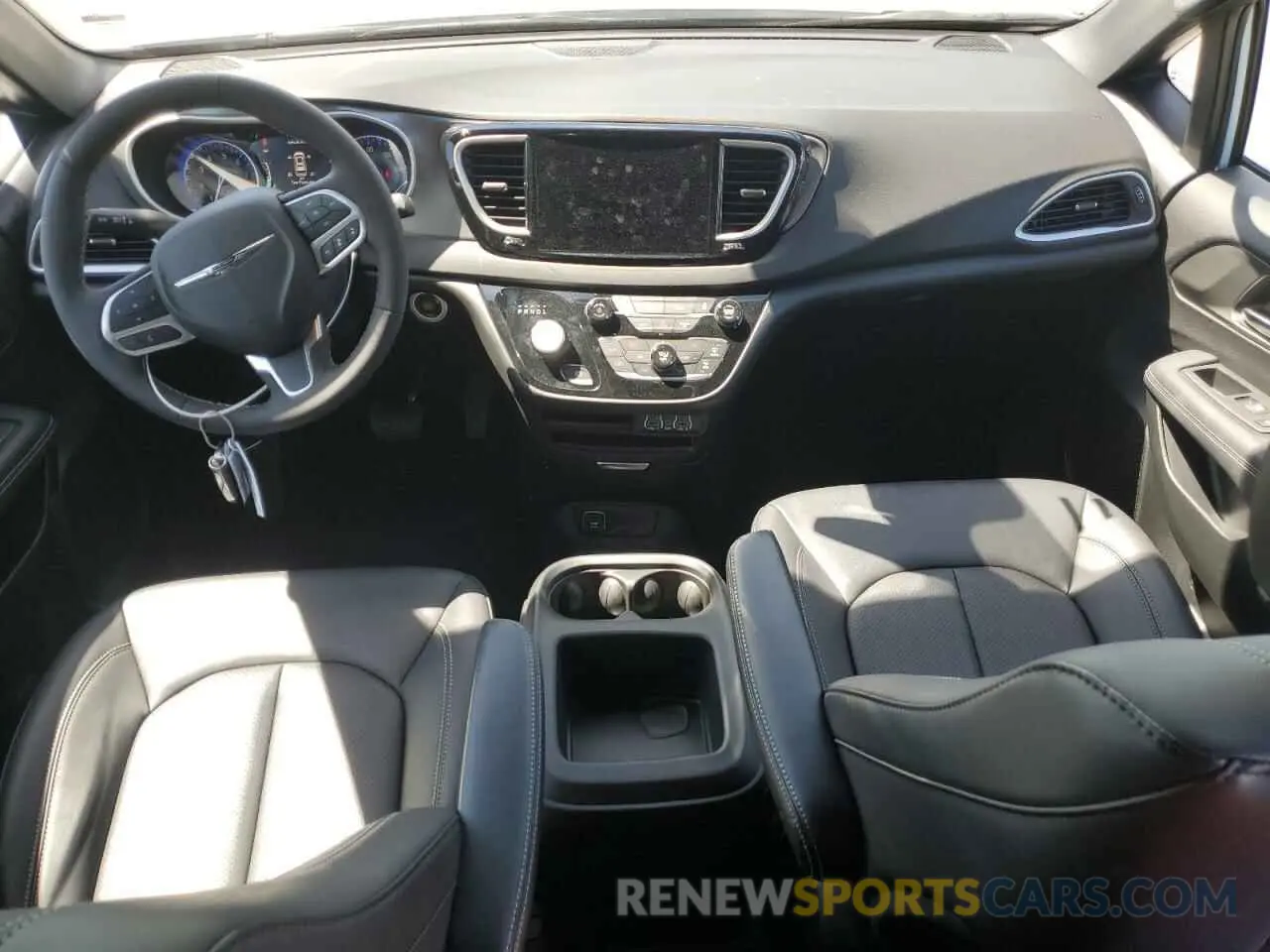 8 fotografías del automóvil dañado 2C4RC1BG6SR540718 CHRYSLER PACIFICA S 2025