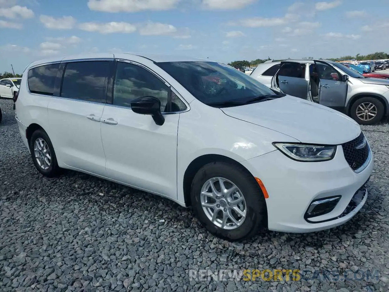 4 fotografías del automóvil dañado 2C4RC1BG7SR509008 CHRYSLER PACIFICA S 2025