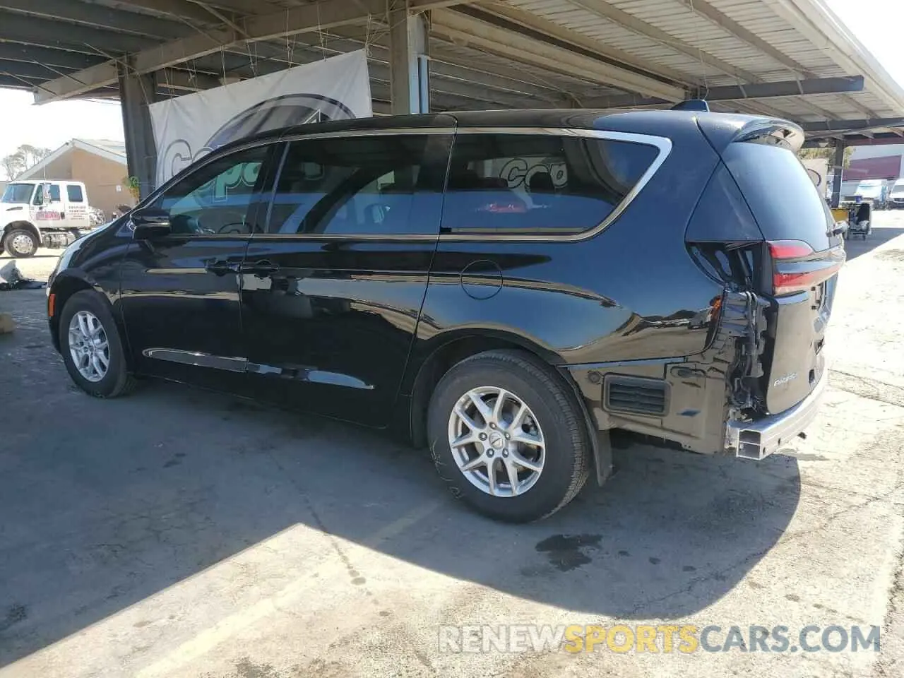 2 fotografías del automóvil dañado 2C4RC1BG8SR529946 CHRYSLER PACIFICA S 2025