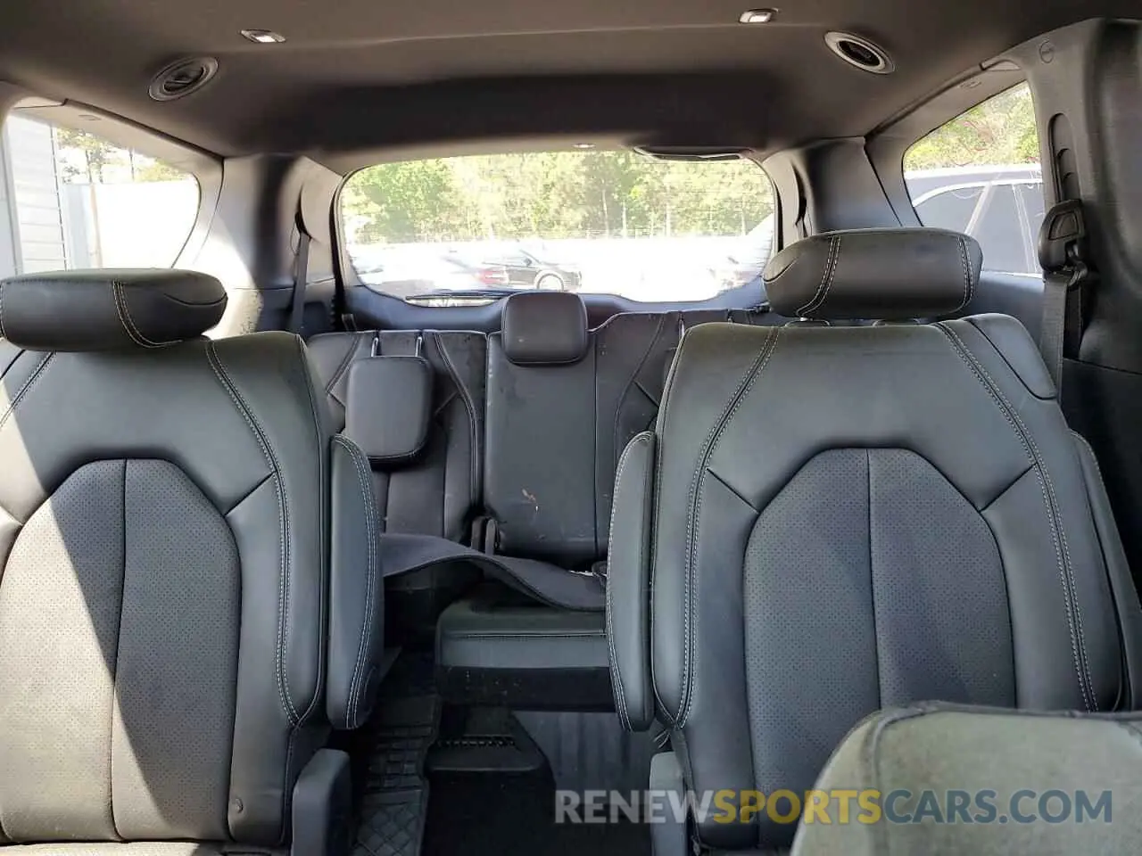 10 fotografías del automóvil dañado 2C4RC1BGXSR506815 CHRYSLER PACIFICA S 2025