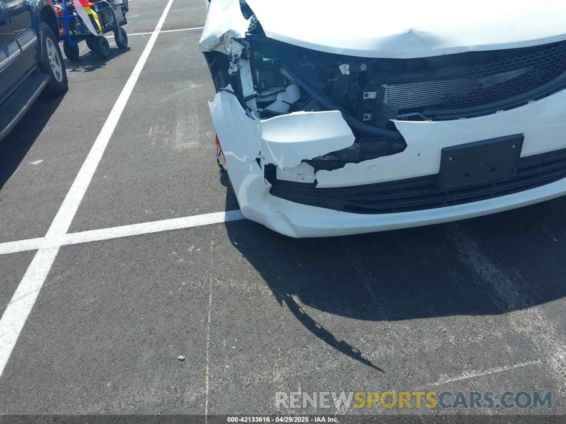 6 fotografías del automóvil dañado 2C4RC1AG4LR102783 CHRYSLER VOYAGER 2020