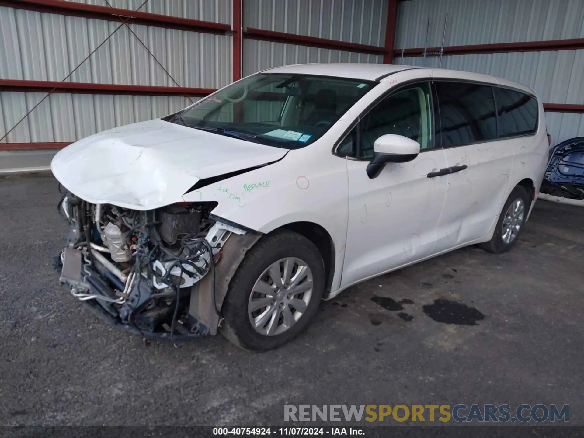 2 fotografías del automóvil dañado 2C4RC1AG9LR245566 CHRYSLER VOYAGER 2020