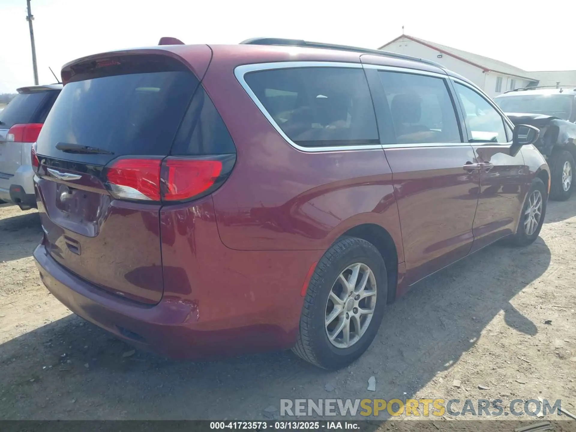 4 fotografías del automóvil dañado 2C4RC1DG1LR182281 CHRYSLER VOYAGER 2020