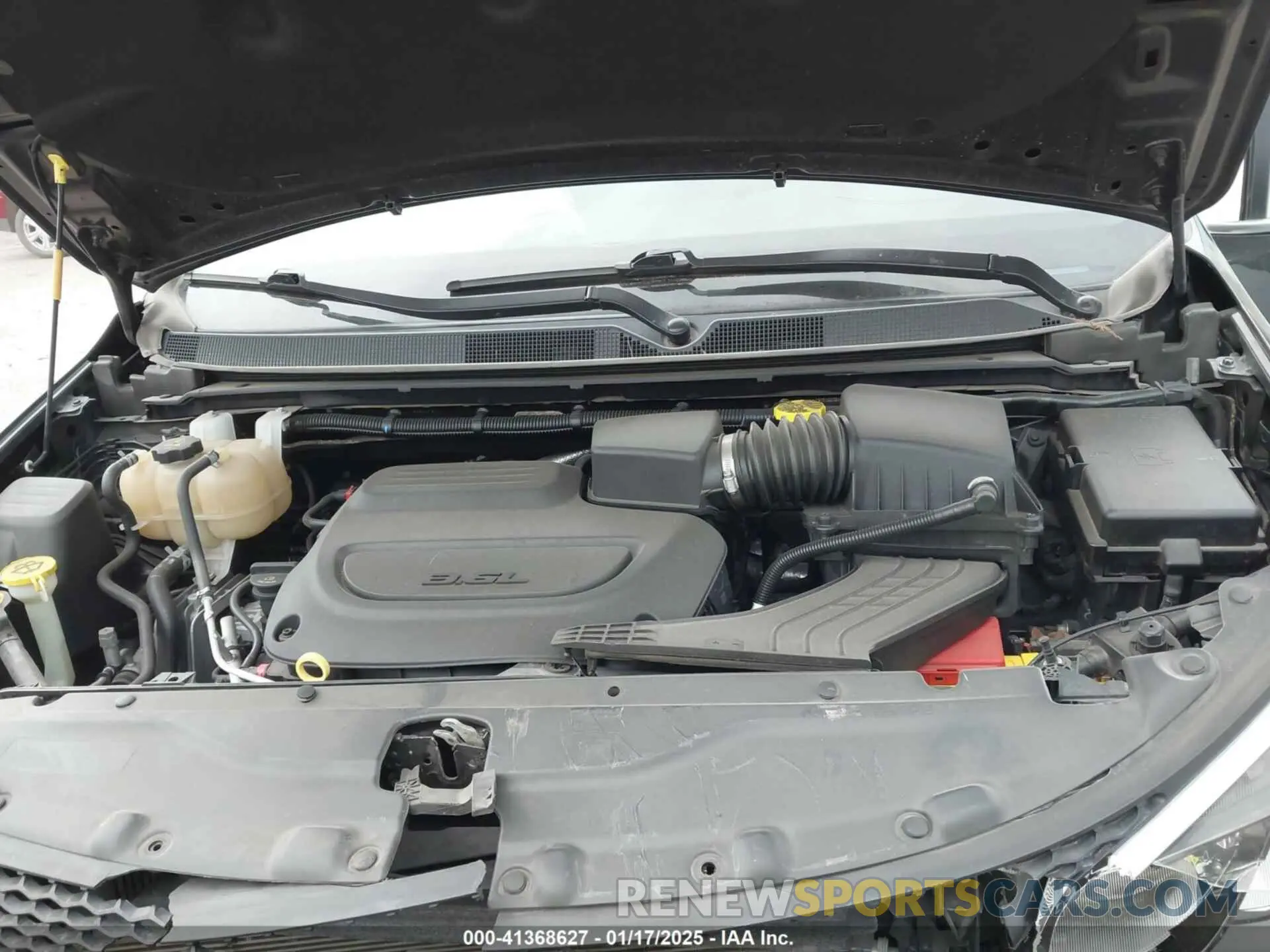 10 fotografías del automóvil dañado 2C4RC1DG1LR268531 CHRYSLER VOYAGER 2020
