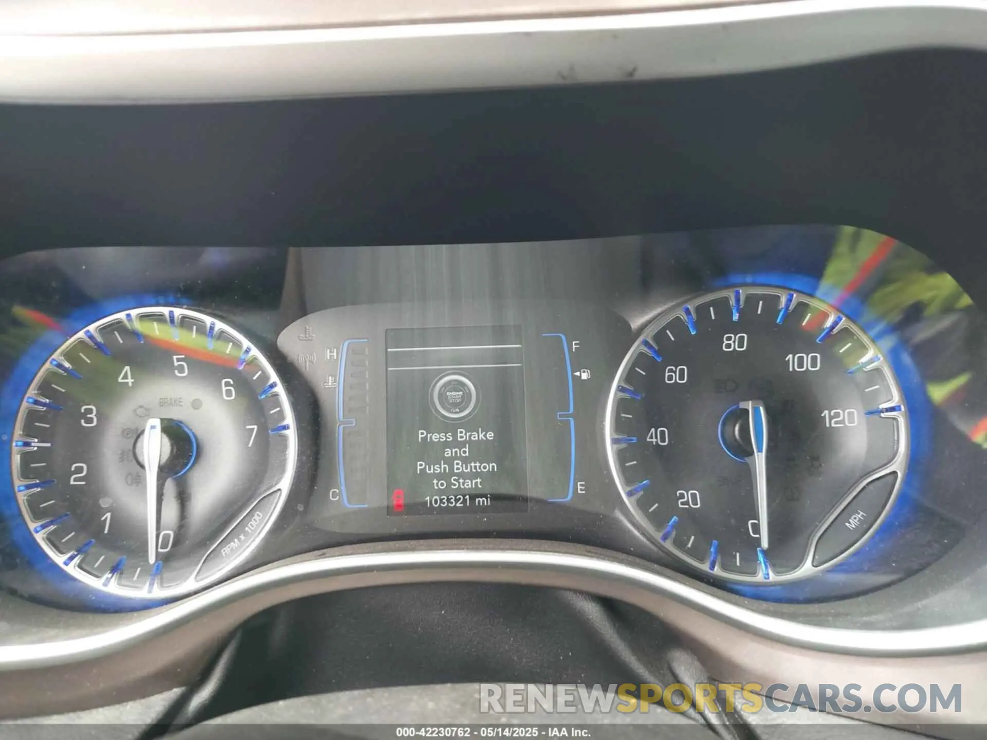 7 fotografías del automóvil dañado 2C4RC1DG4LR260889 CHRYSLER VOYAGER 2020