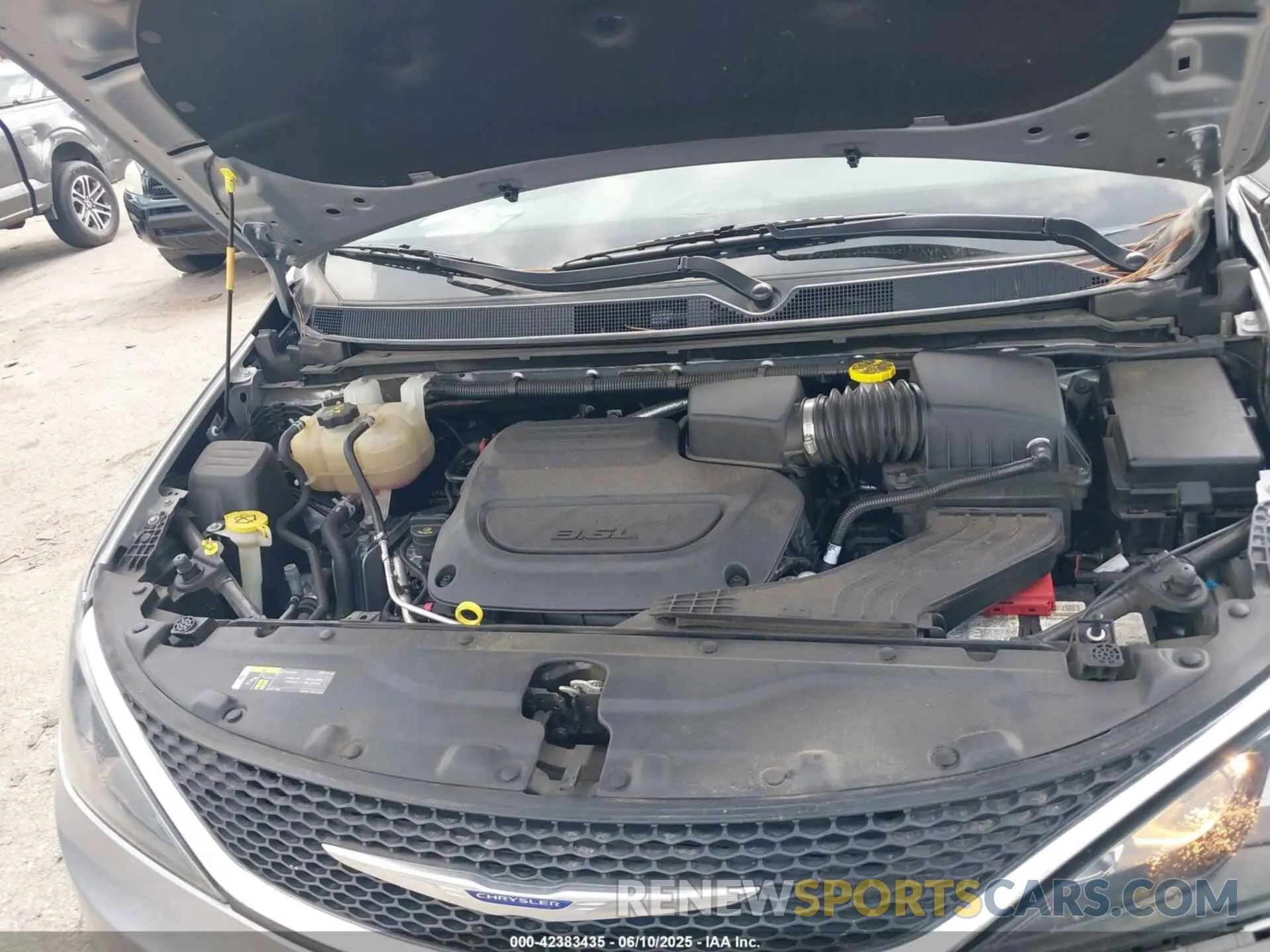 10 fotografías del automóvil dañado 2C4RC1DG7LR261048 CHRYSLER VOYAGER 2020