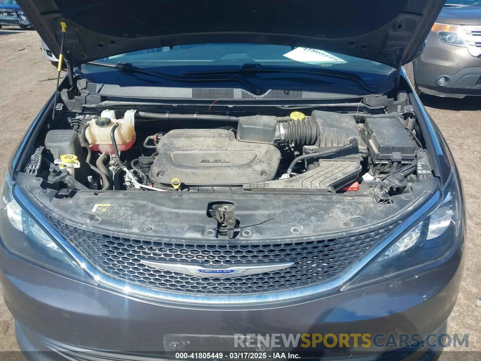 10 fotografías del automóvil dañado 2C4RC1DG9LR181752 CHRYSLER VOYAGER 2020