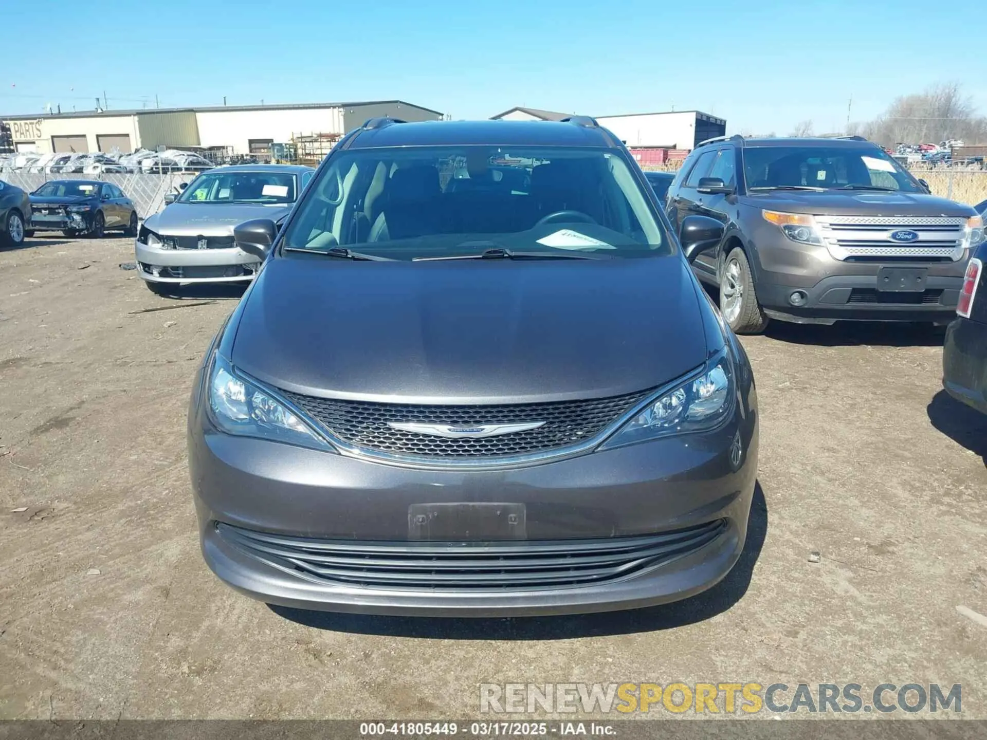 12 fotografías del automóvil dañado 2C4RC1DG9LR181752 CHRYSLER VOYAGER 2020