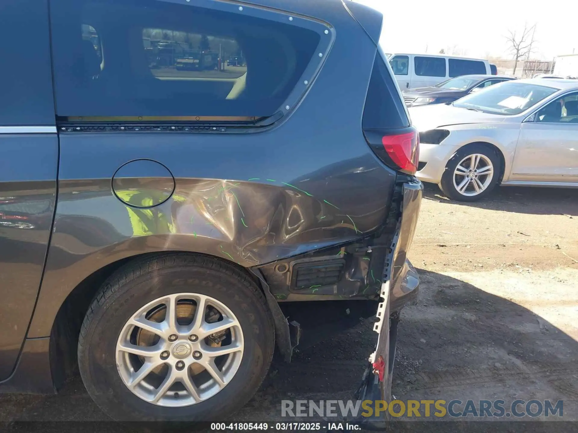6 fotografías del automóvil dañado 2C4RC1DG9LR181752 CHRYSLER VOYAGER 2020