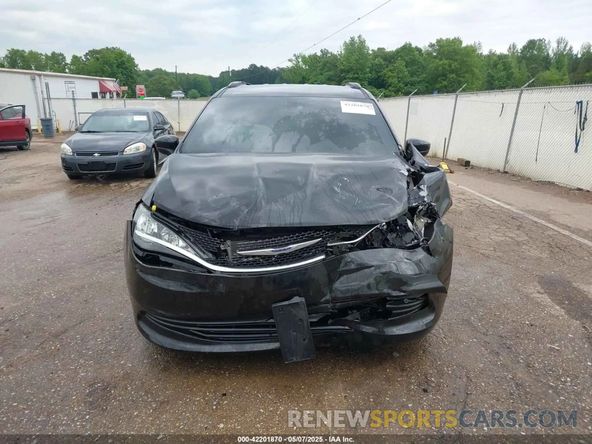 12 fotografías del automóvil dañado 2C4RC1DGXLR211860 CHRYSLER VOYAGER 2020