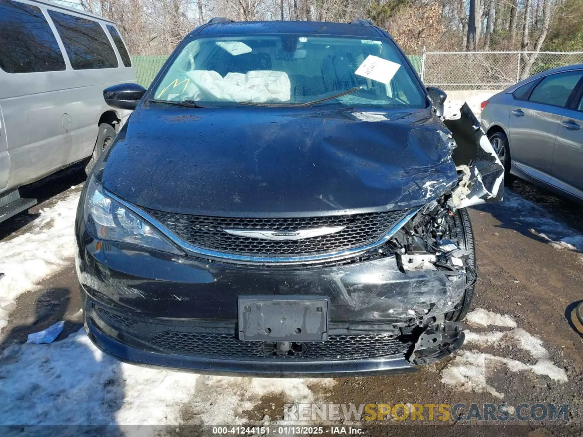 12 fotografías del automóvil dañado 2C4RC1DG0MR506659 CHRYSLER VOYAGER 2021