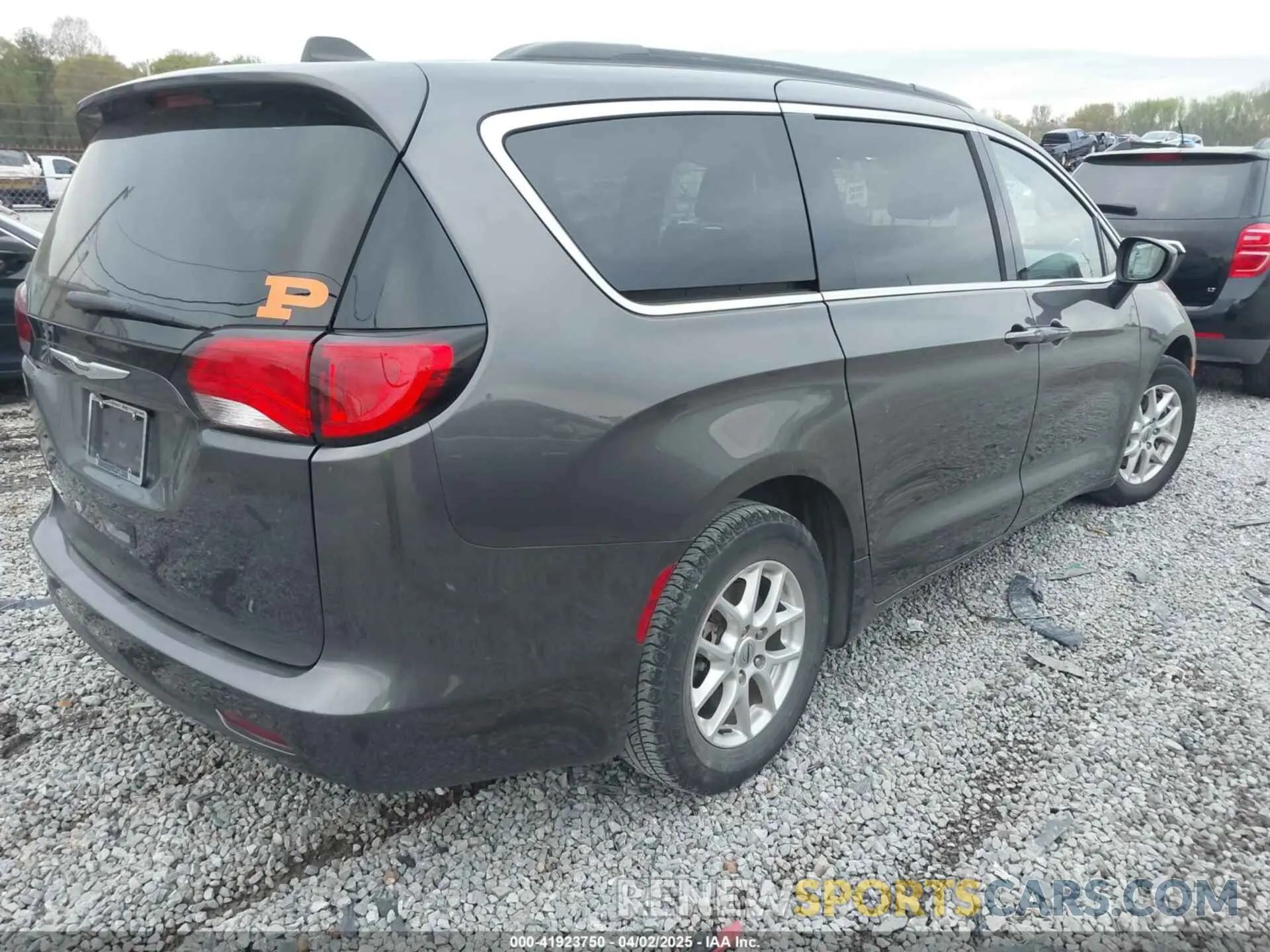 4 fotografías del automóvil dañado 2C4RC1DG5MR511890 CHRYSLER VOYAGER 2021