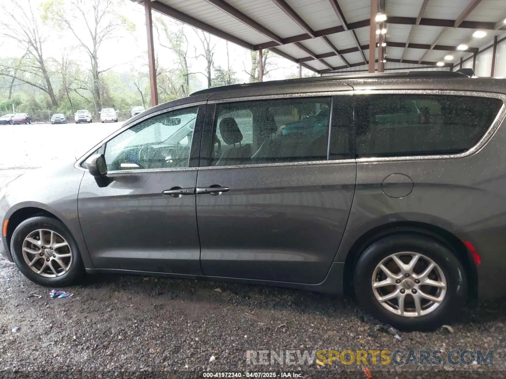 14 fotografías del automóvil dañado 2C4RC1DG6MR547412 CHRYSLER VOYAGER 2021