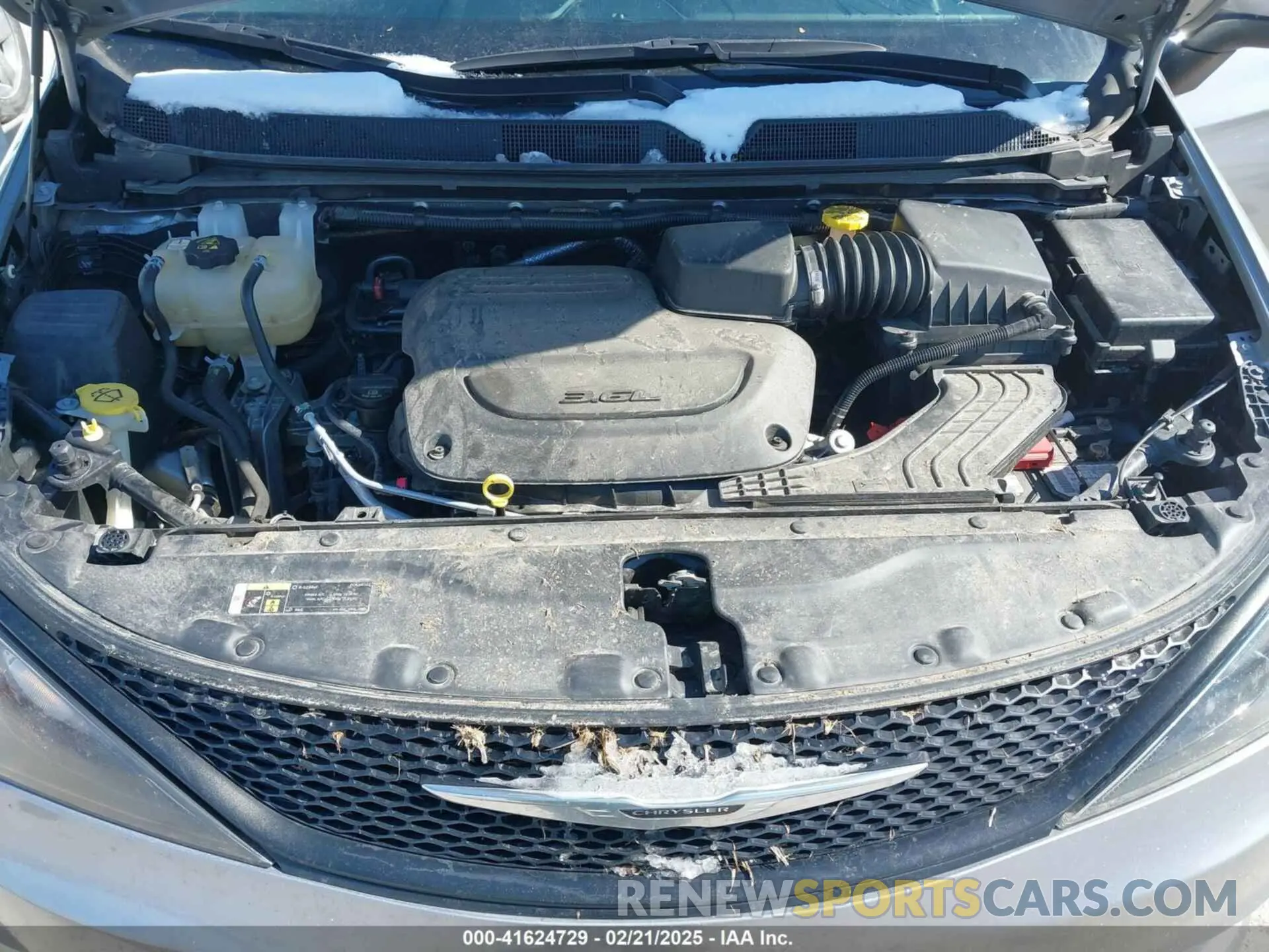 10 fotografías del automóvil dañado 2C4RC1DG7MR566518 CHRYSLER VOYAGER 2021