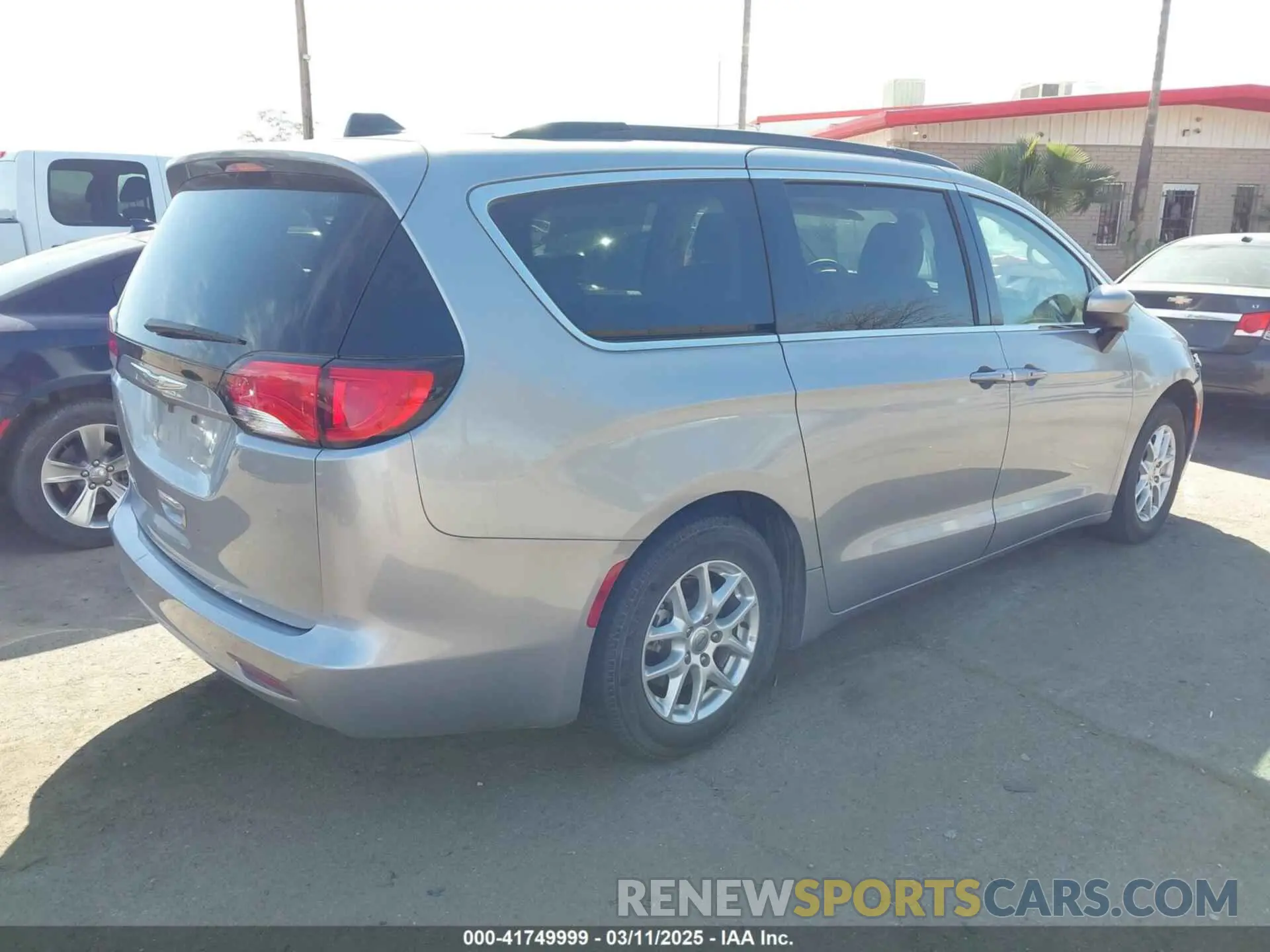 4 fotografías del automóvil dañado 2C4RC1DG8MR530692 CHRYSLER VOYAGER 2021