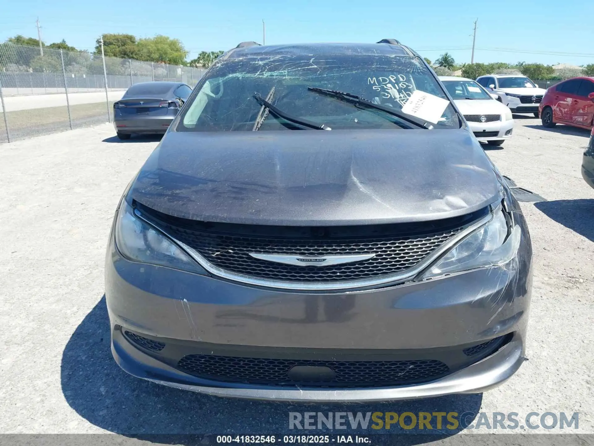 11 fotografías del automóvil dañado 2C4RC1DG8MR539103 CHRYSLER VOYAGER 2021