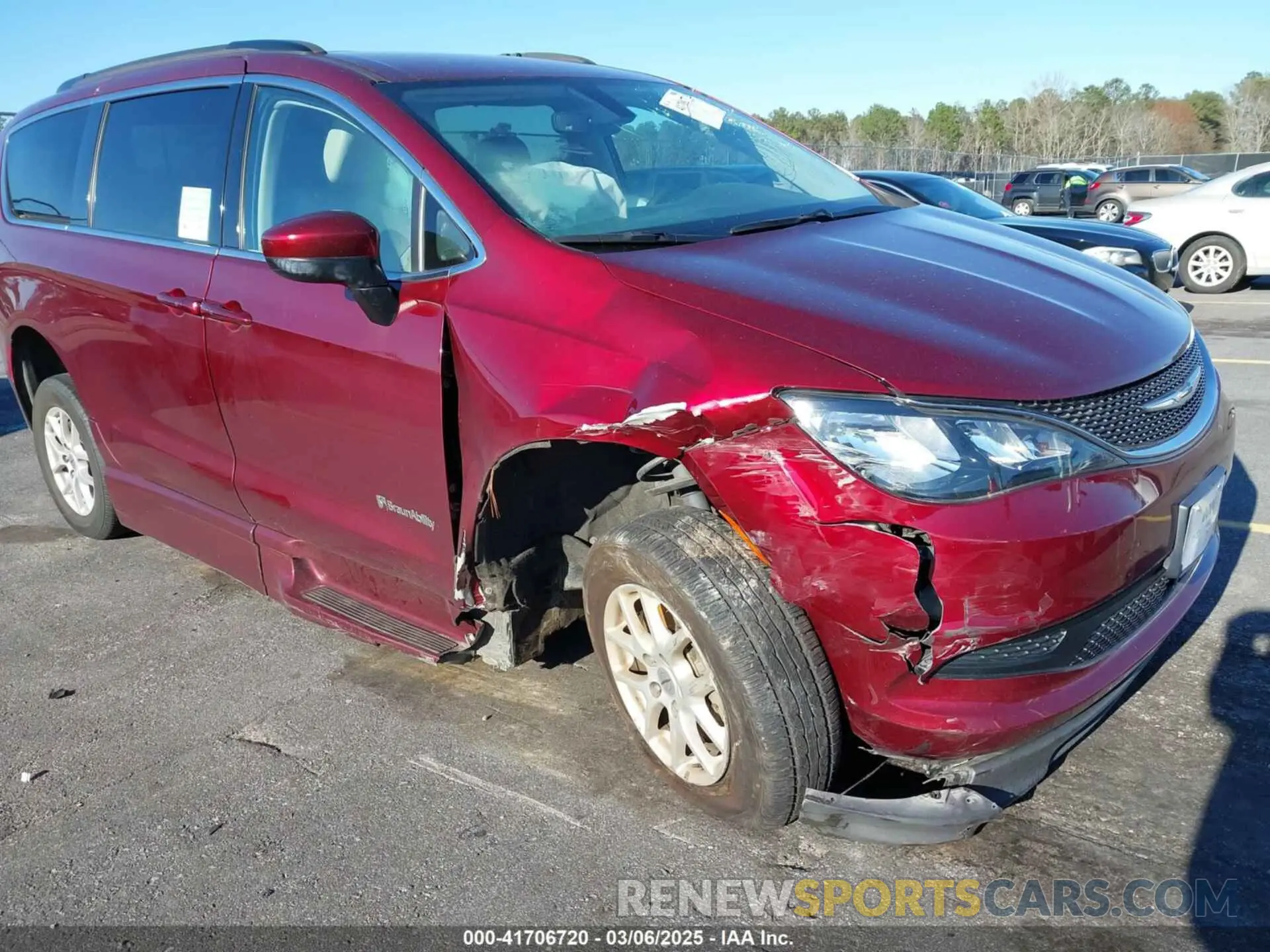 6 fotografías del automóvil dañado 2C4RC1DG9MR525887 CHRYSLER VOYAGER 2021