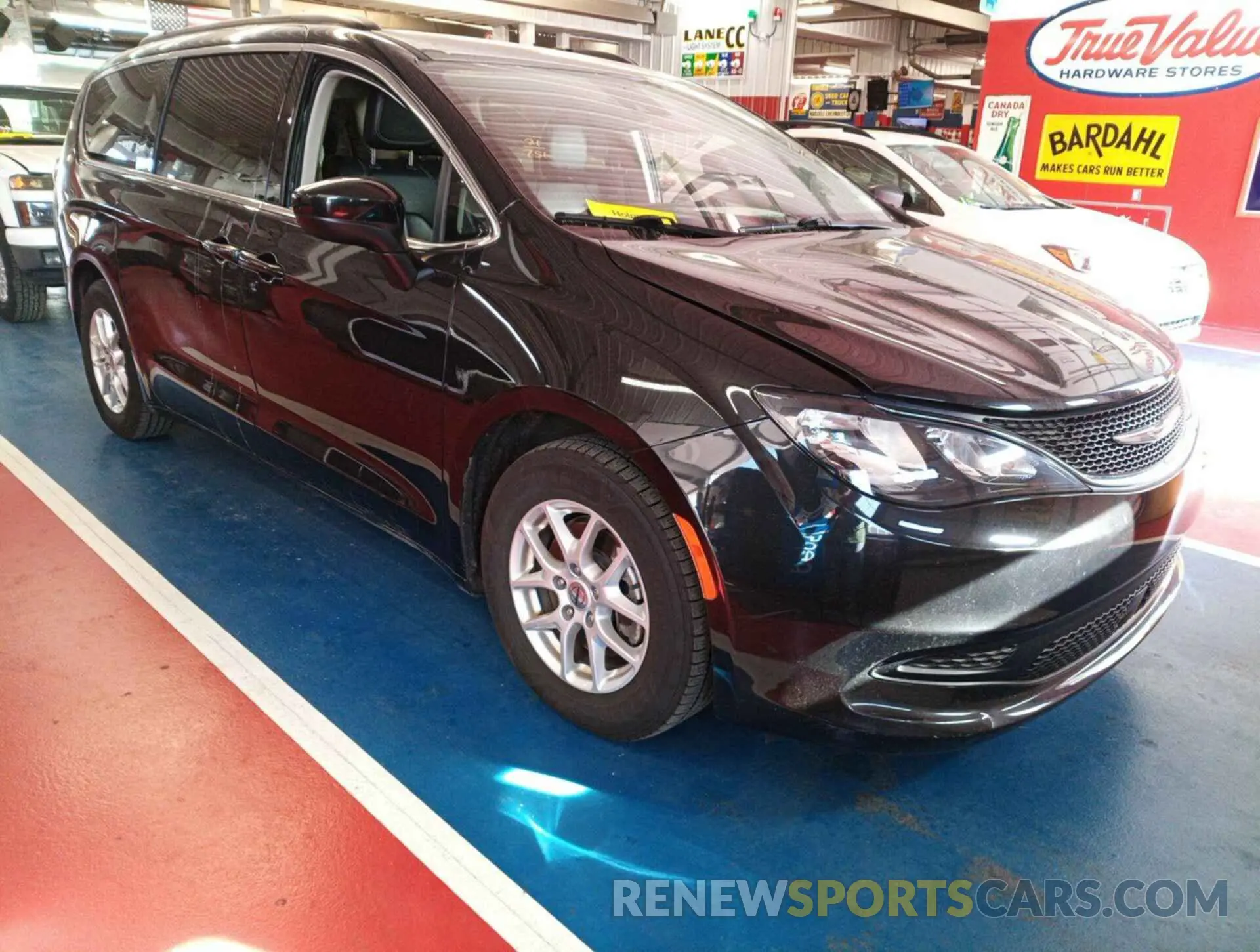 4 fotografías del automóvil dañado 2C4RC1DGXMR555075 CHRYSLER VOYAGER 2021