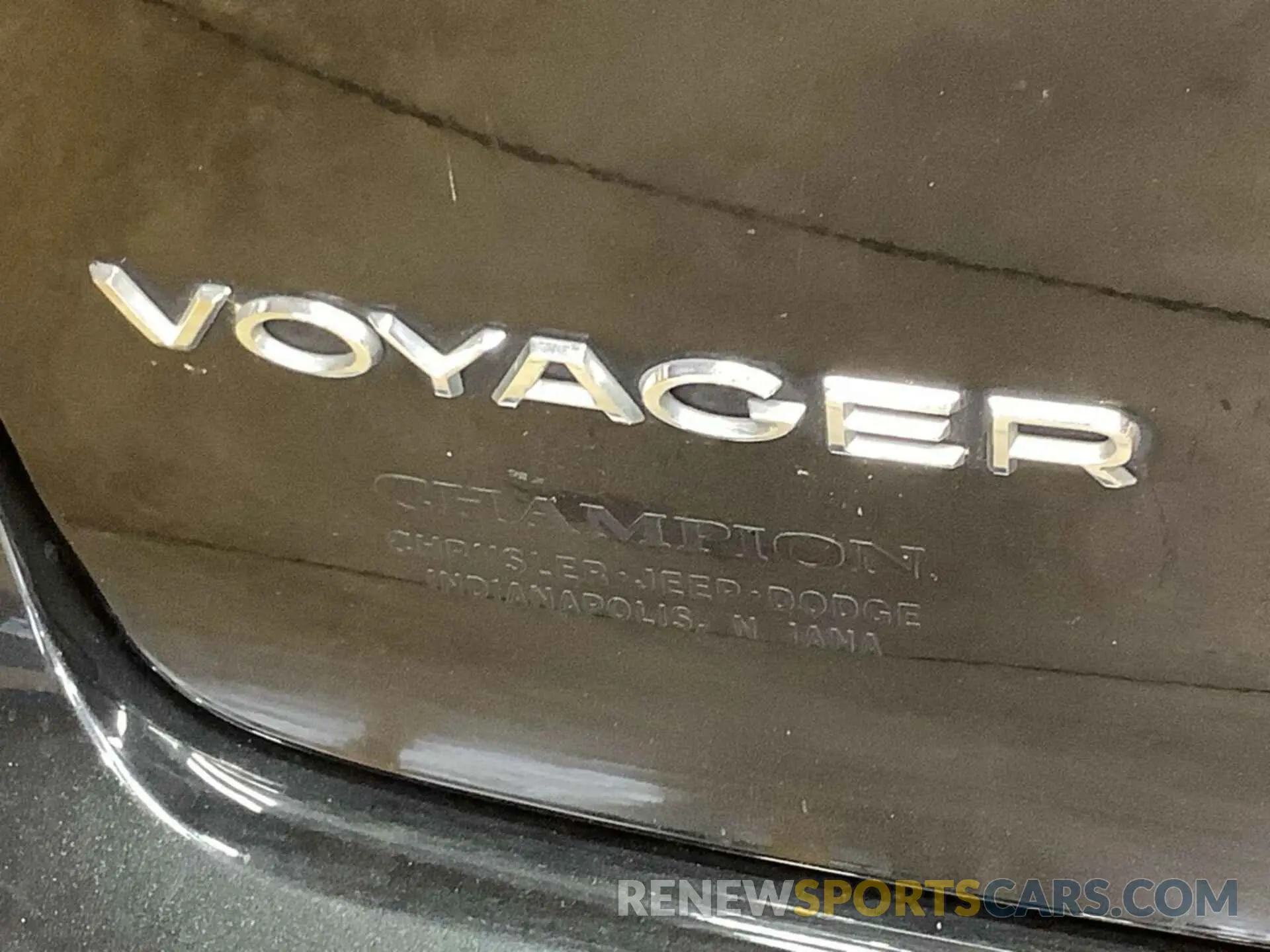14 fotografías del automóvil dañado 2C4RC1CG0NR103302 CHRYSLER VOYAGER 2022